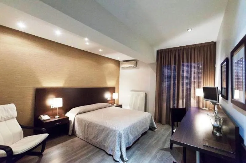 Bed in Aliakmon Hotel