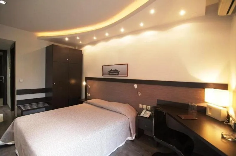 Bed in Aliakmon Hotel