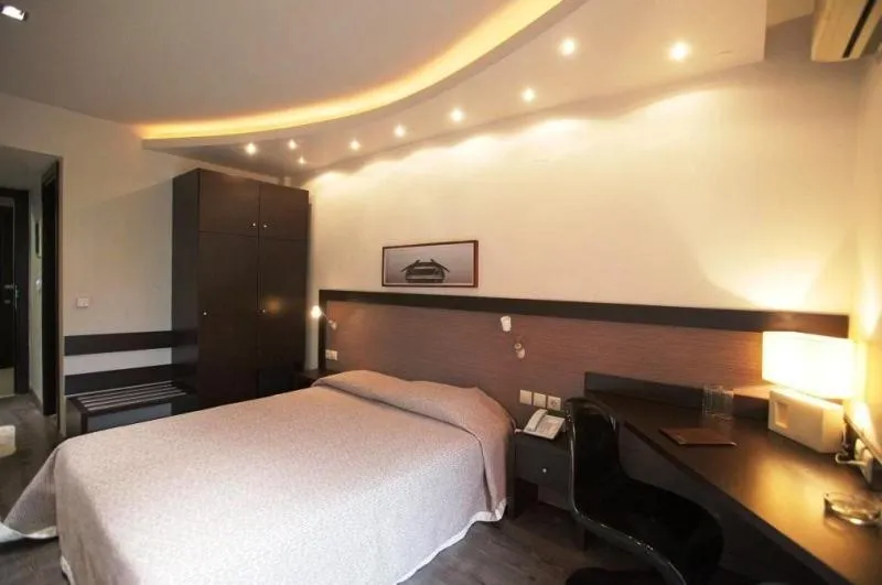 Bed in Aliakmon Hotel