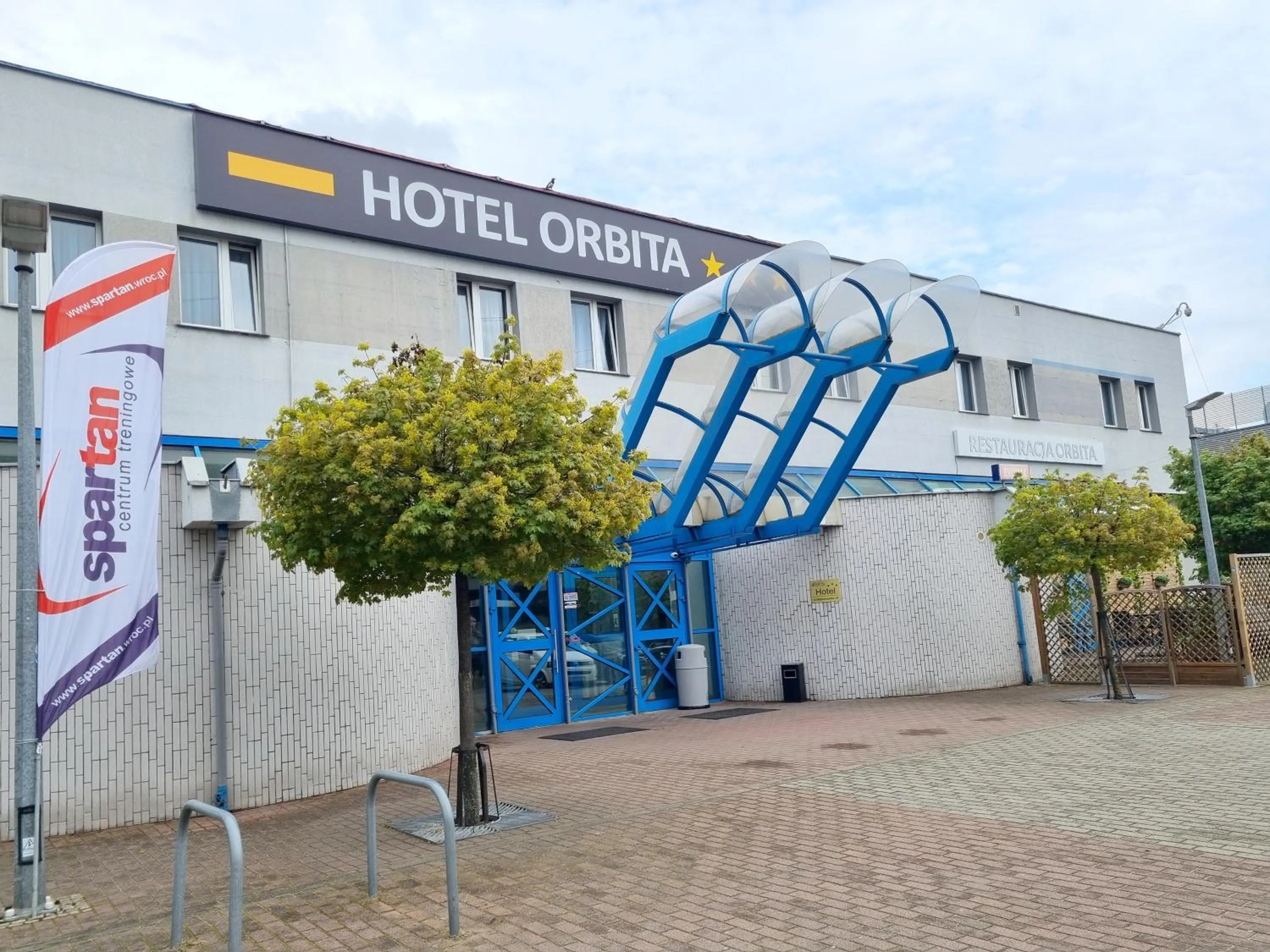 Property building in Hotel Orbita