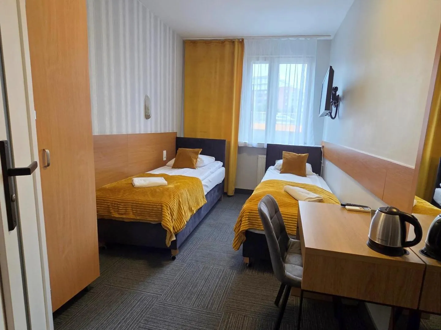 Other, Bed in Hotel Orbita