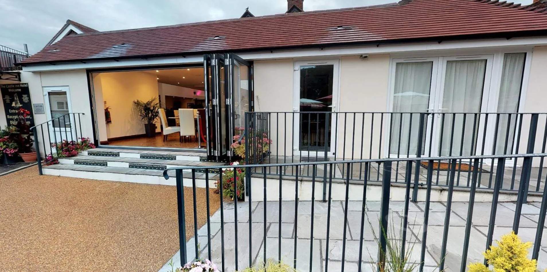 Property building in The Castle Inn Hotel Bramber