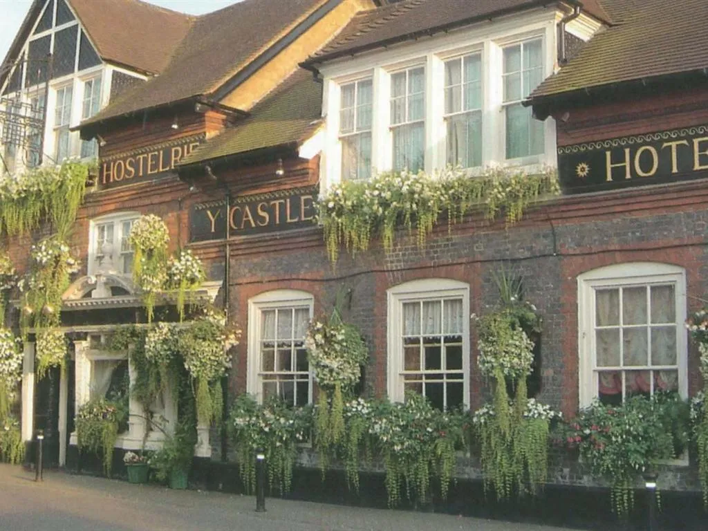 Property building in The Castle Inn Hotel Bramber