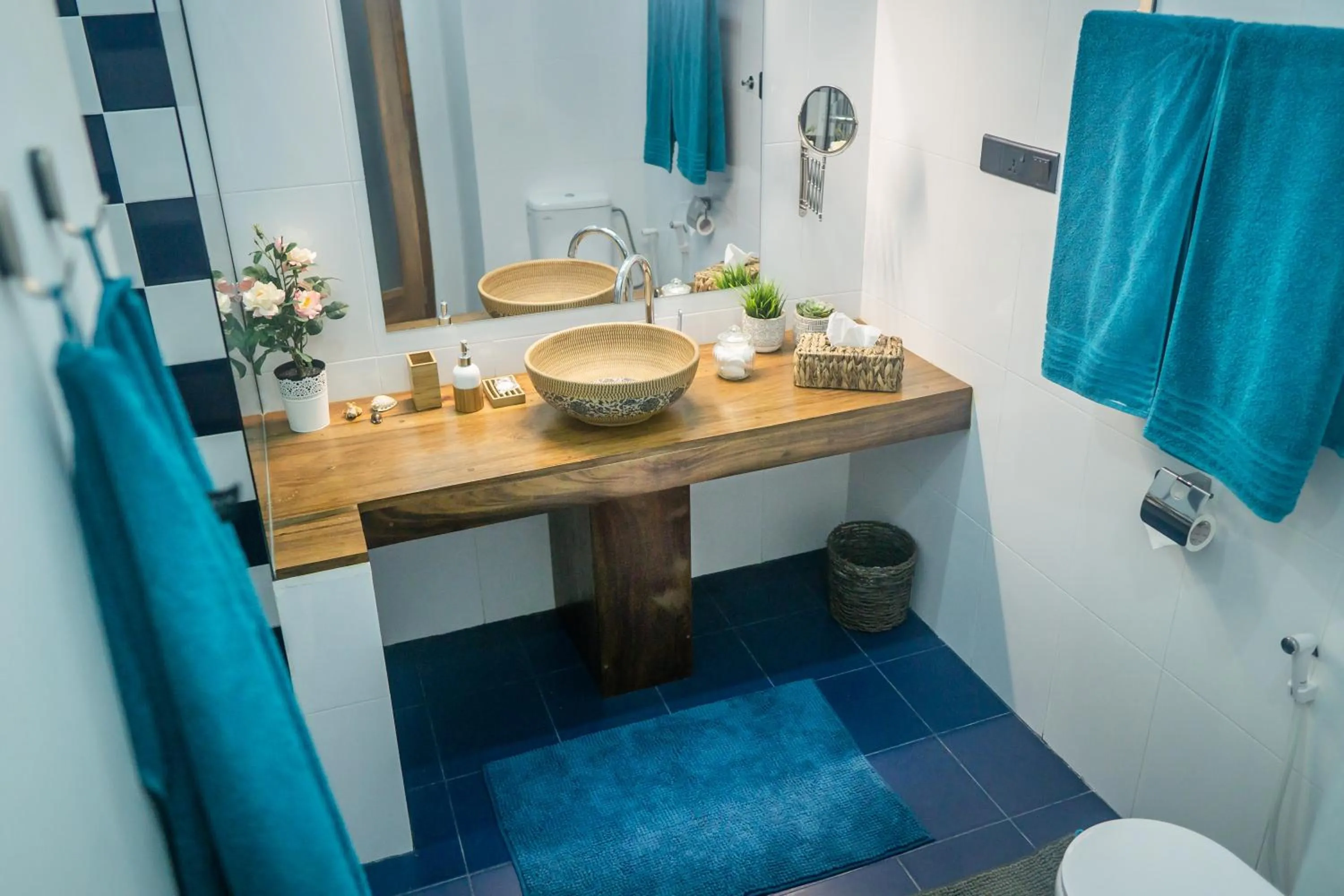 Madla rooms