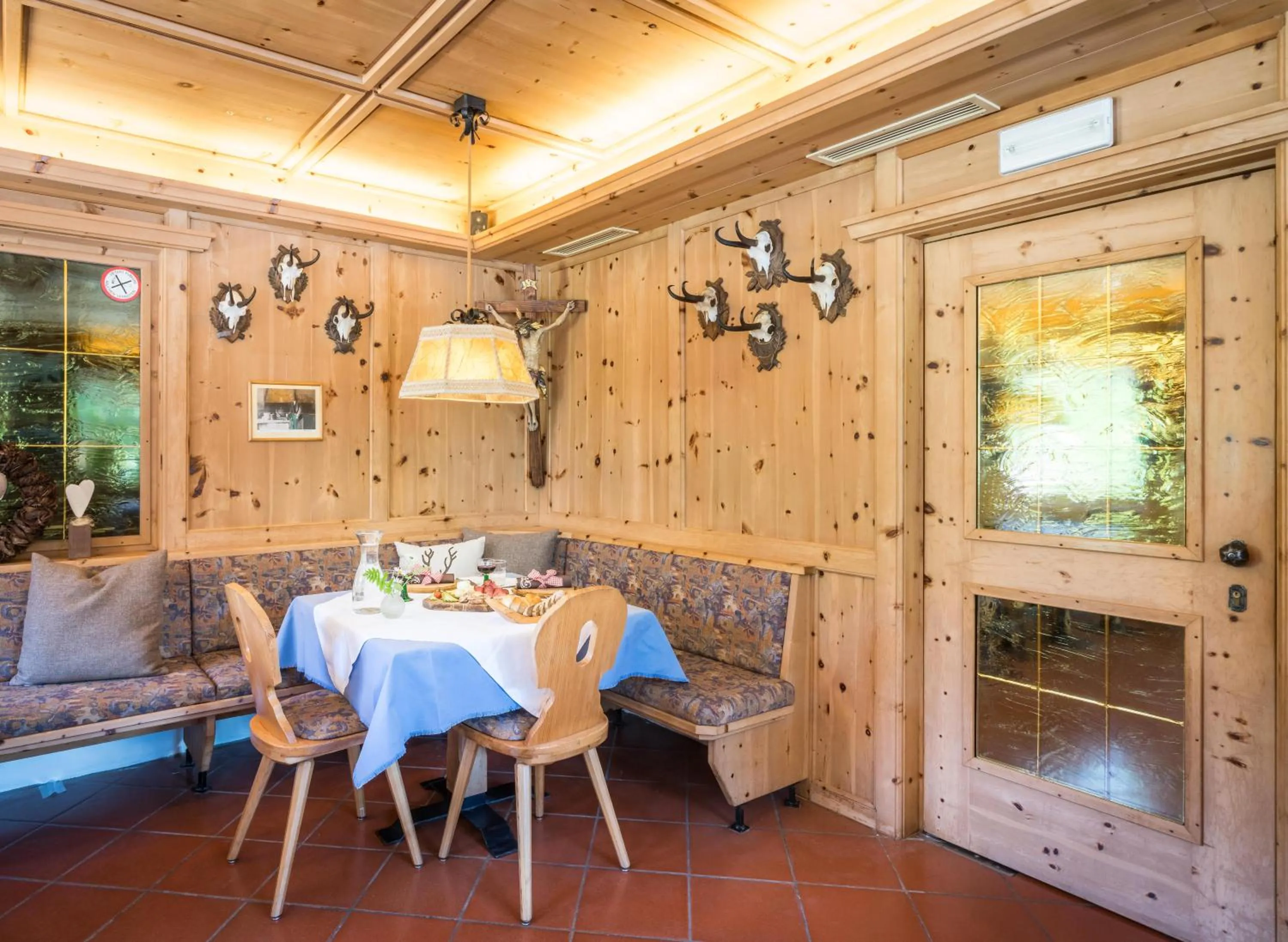 Food and drinks in Hotel Alpenrast