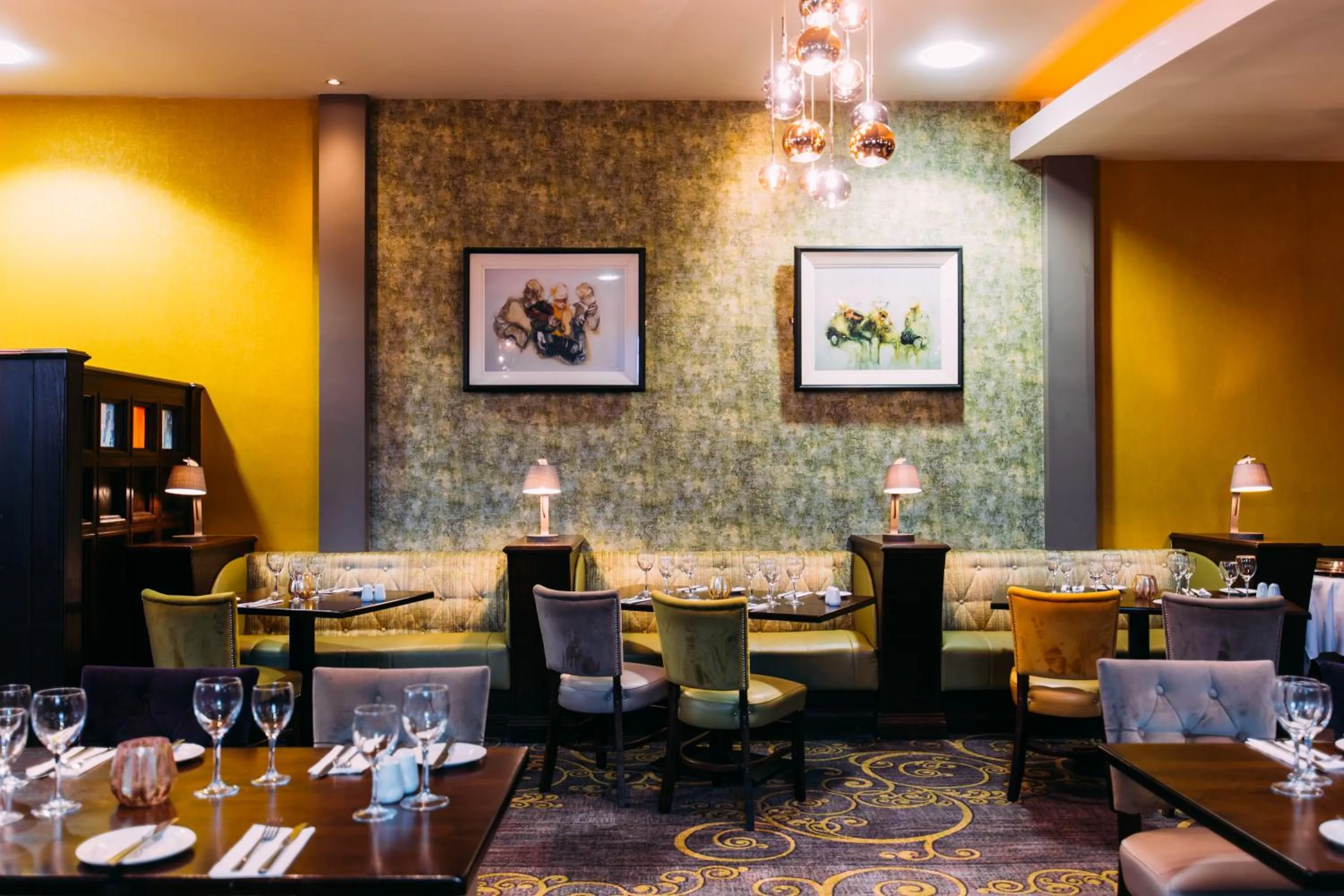 Restaurant/places to eat in Armagh City Hotel