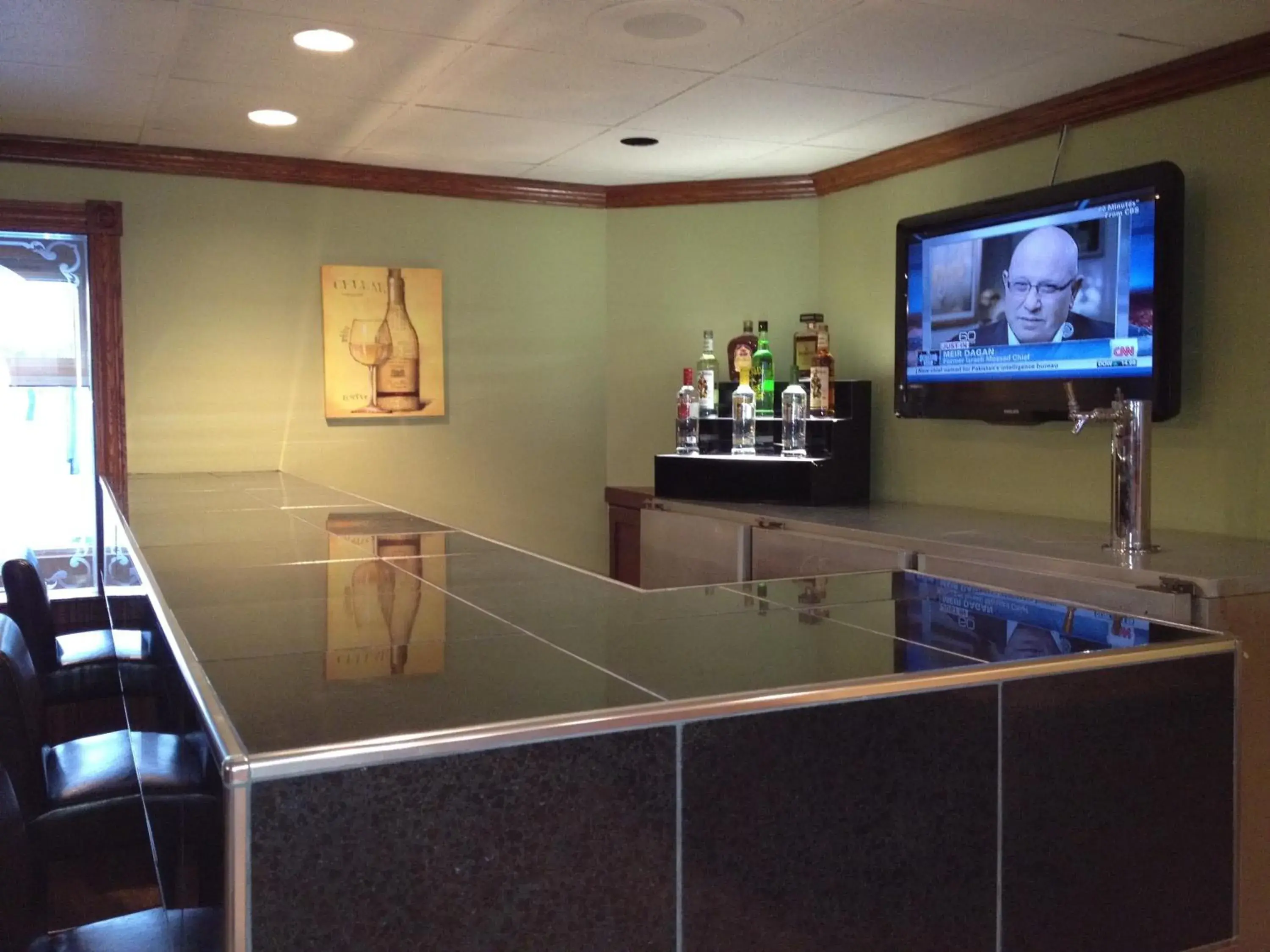 Lounge or bar in Travelodge by Wyndham Miramichi New Brunswick Lounge or bar in Travelodge by Wyndham Miramichi New Brunswick