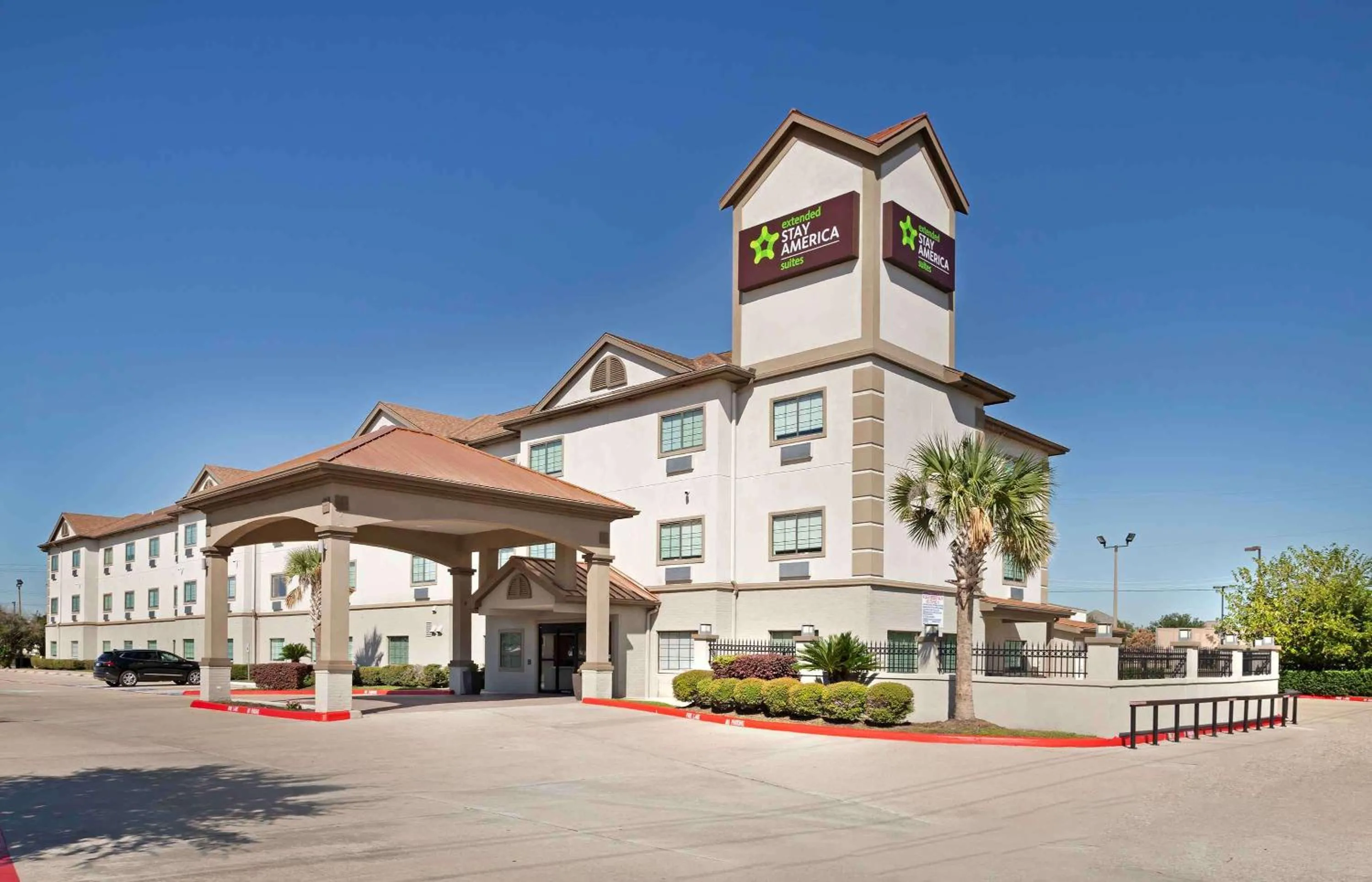 Property building in Extended Stay America Suites - Baytown