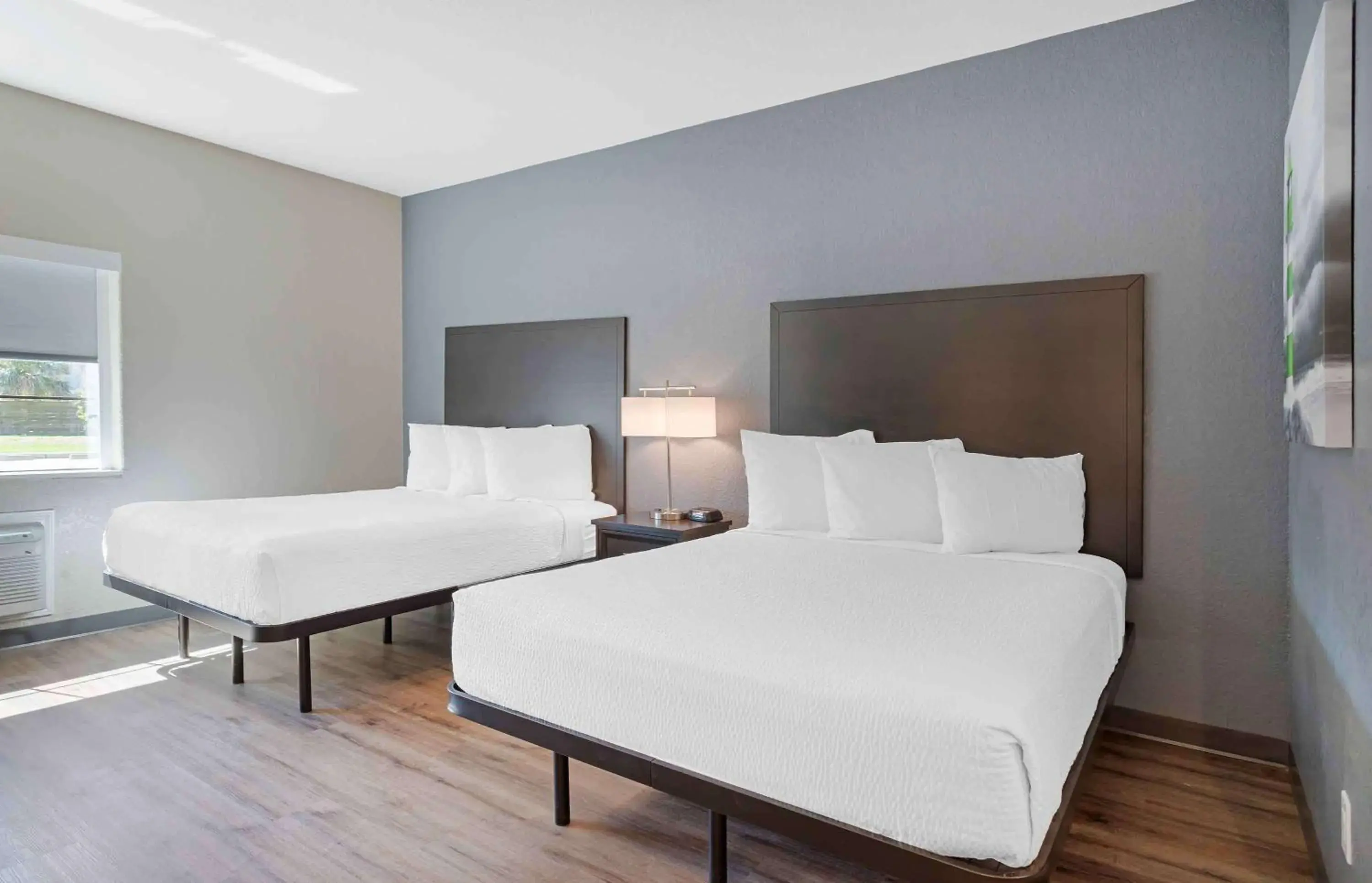 Bedroom, Bed in Extended Stay America Suites - Baytown Bedroom, Bed in Extended Stay America Suites - Baytown