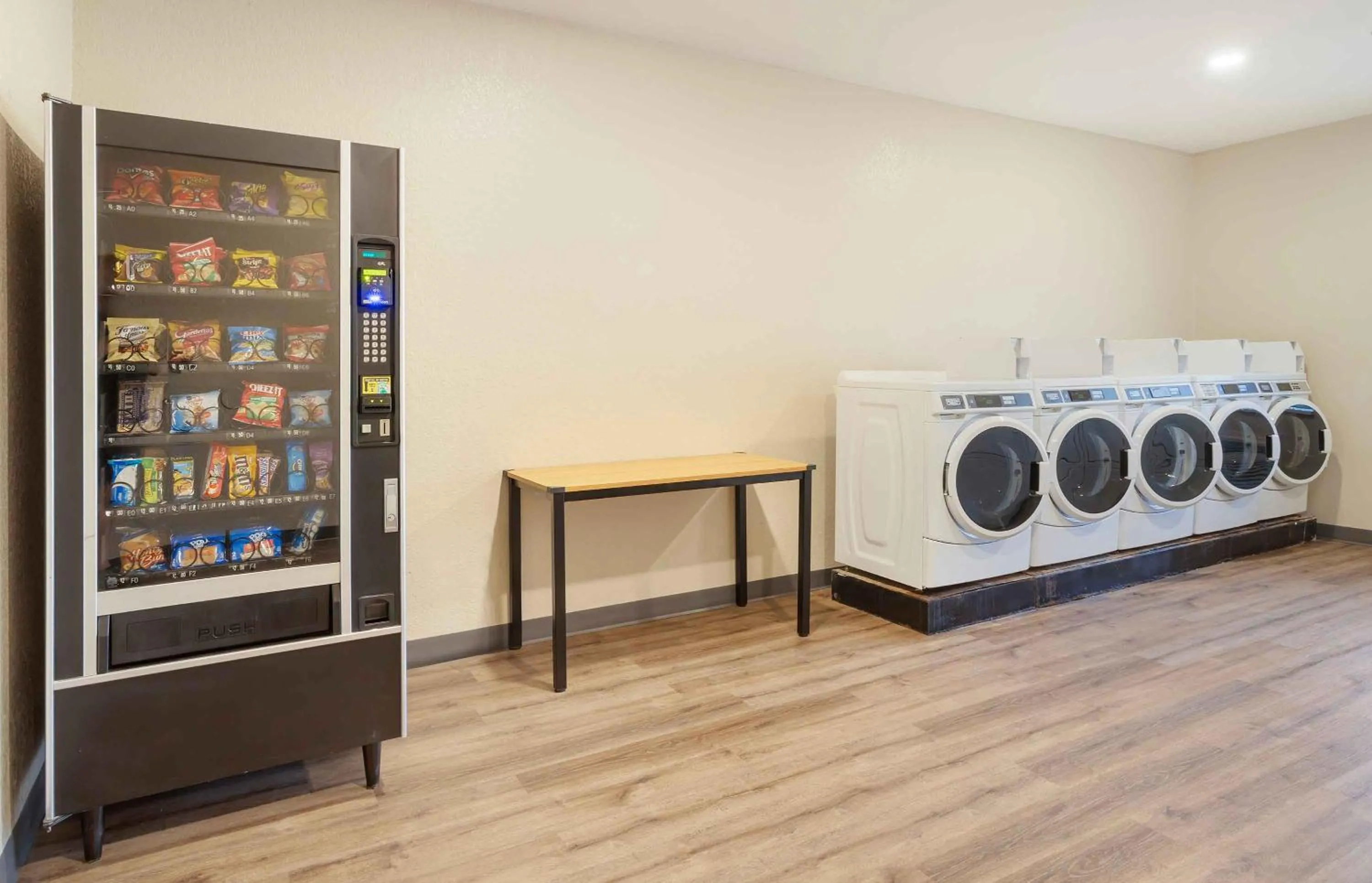 vending machine in Extended Stay America Suites - Baytown