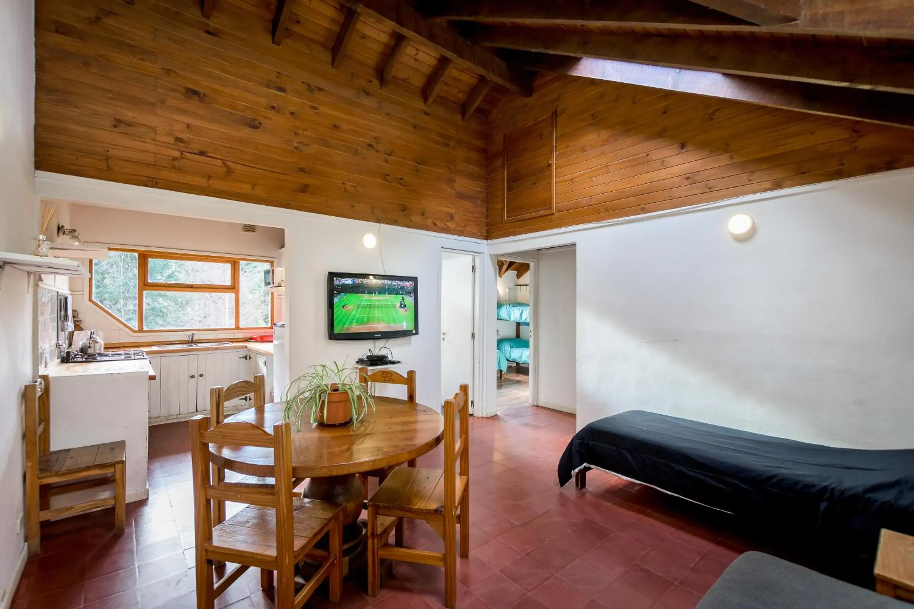 Two-Bedroom Apartment with Mountain View in Hostel La Angostura Two-Bedroom Apartment with Mountain View in Hostel La Angostura