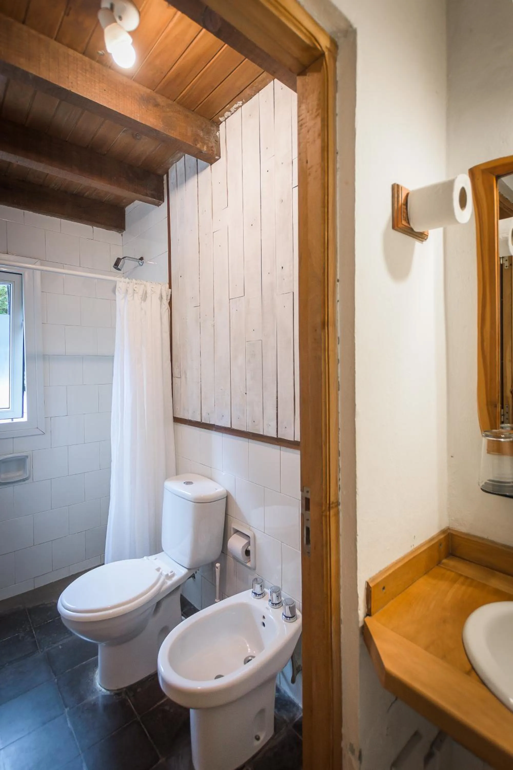 Shower in Hostel La Angostura