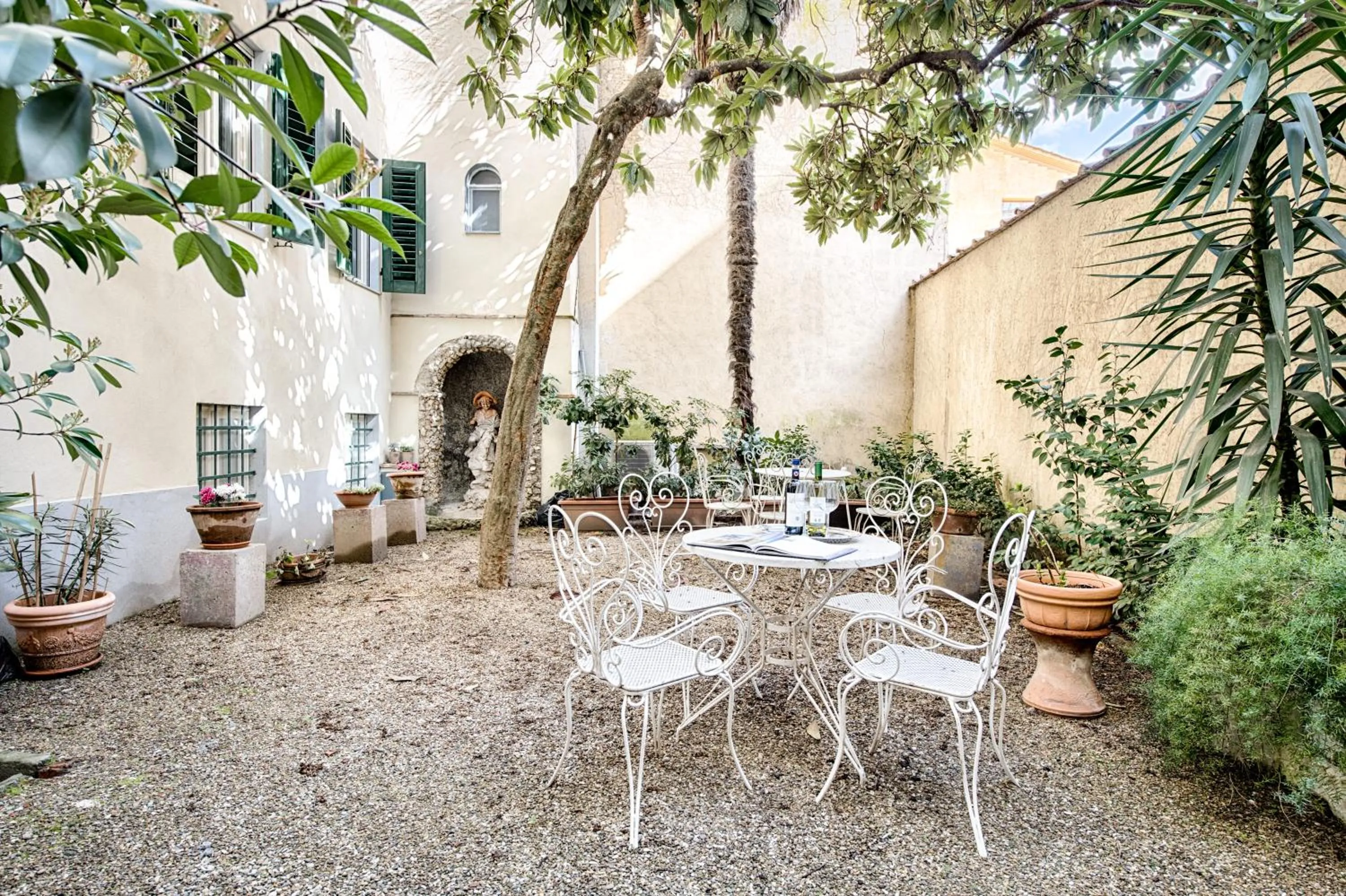 Property building in Corte al Duomo by Mmega