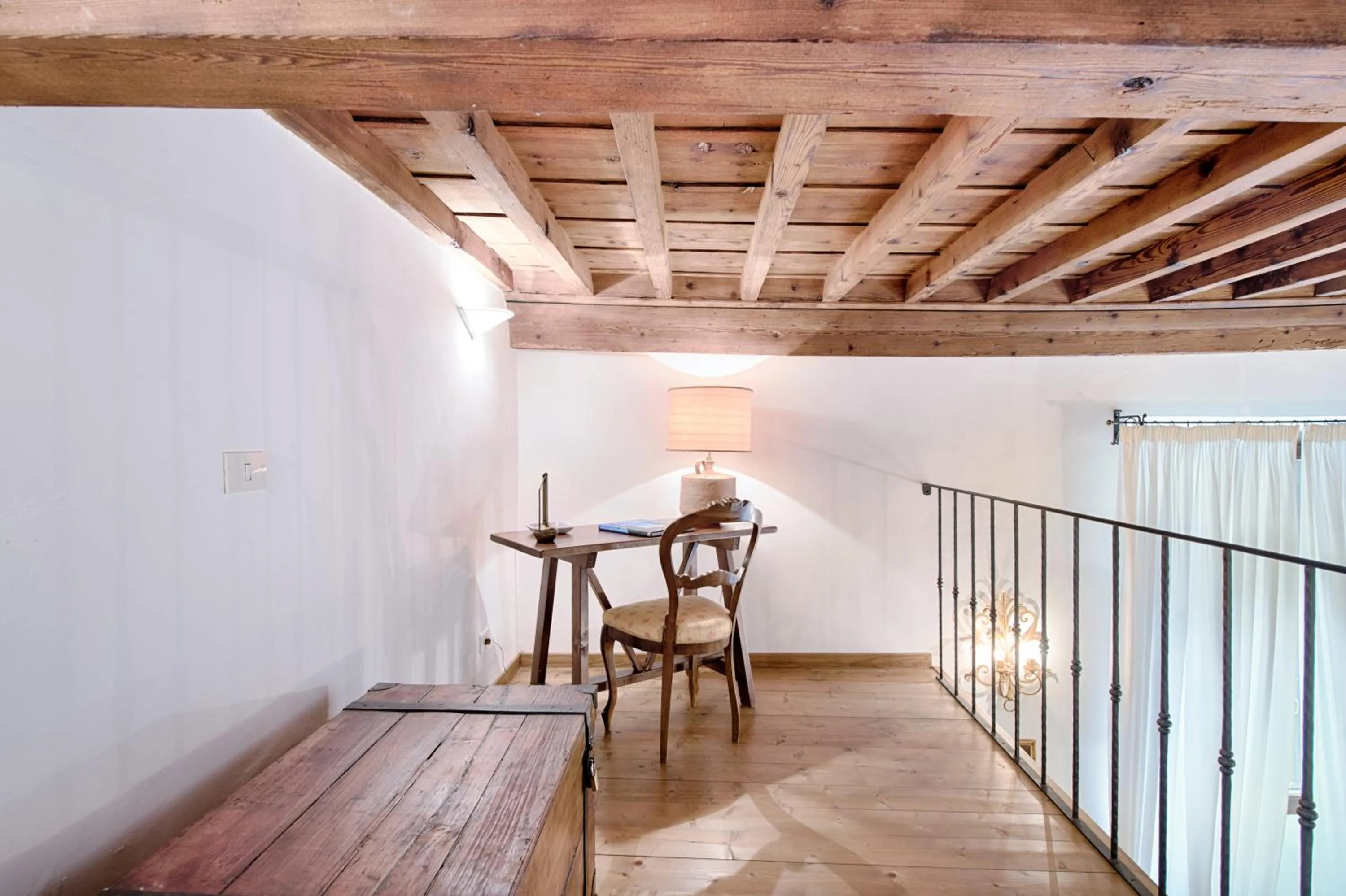 Bedroom in Corte al Duomo by Mmega