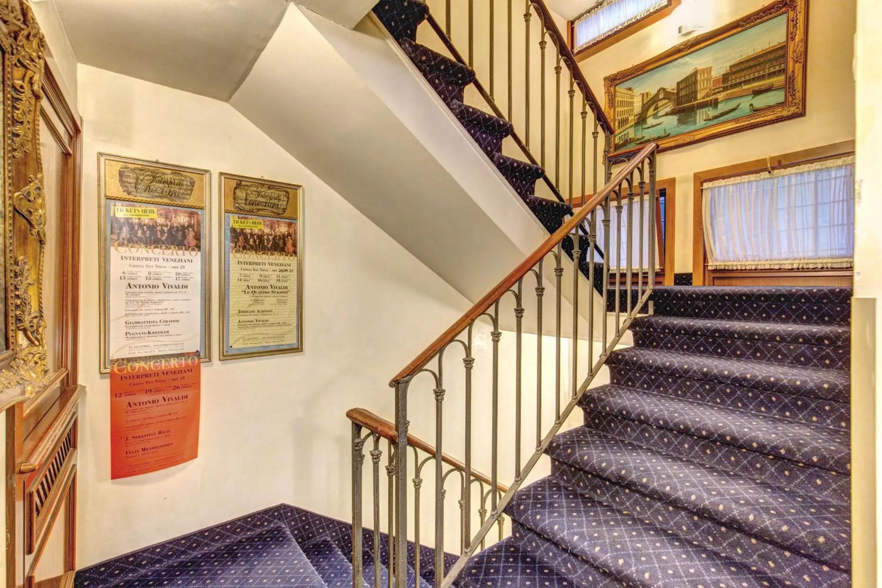 Lobby or reception in Palazzo La Scala Lobby or reception in Palazzo La Scala