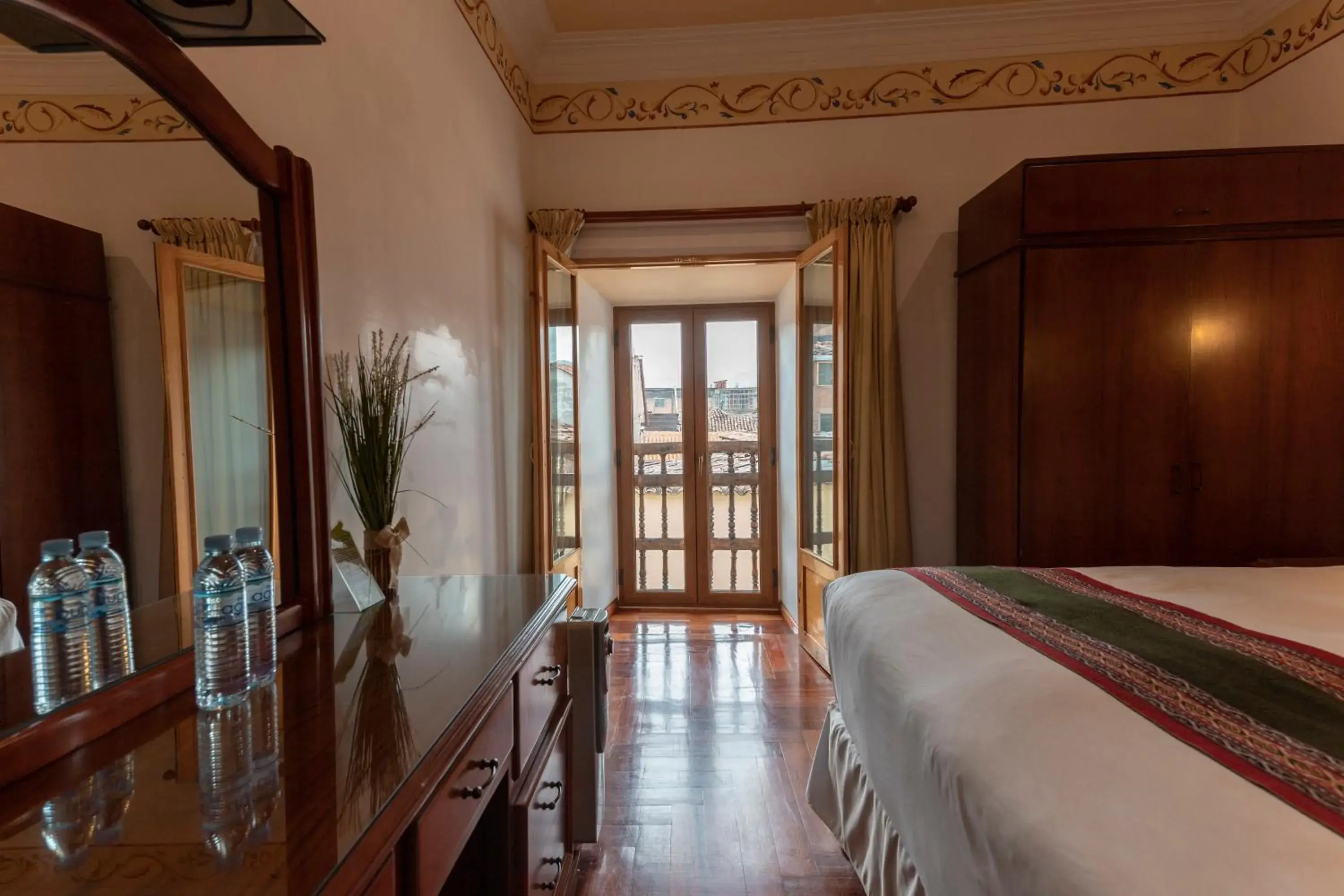 Photo of the whole room, Bed in Hotel Rojas Inn Photo of the whole room, Bed in Hotel Rojas Inn