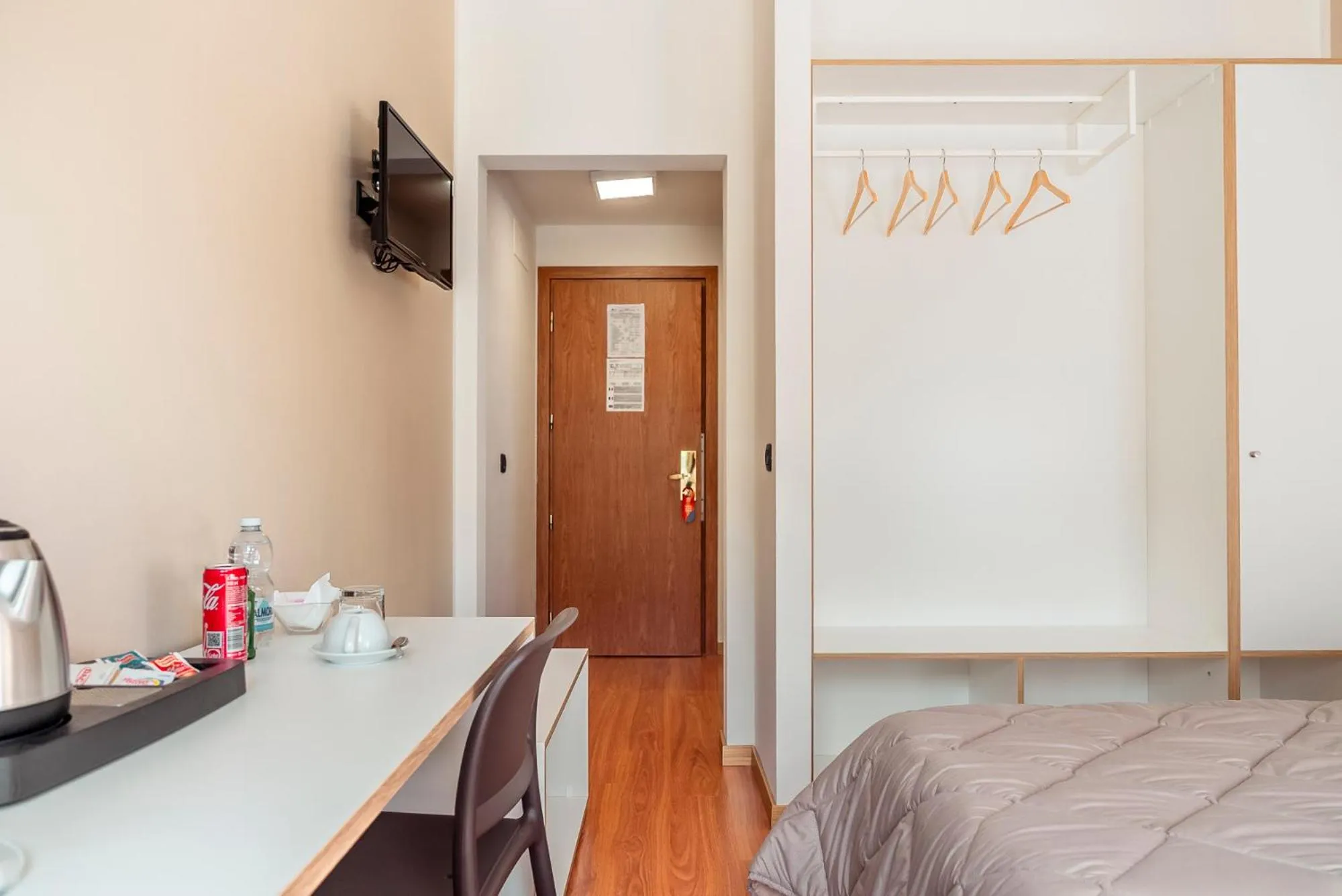 Bedroom, Bed in Villaggio Olimpico