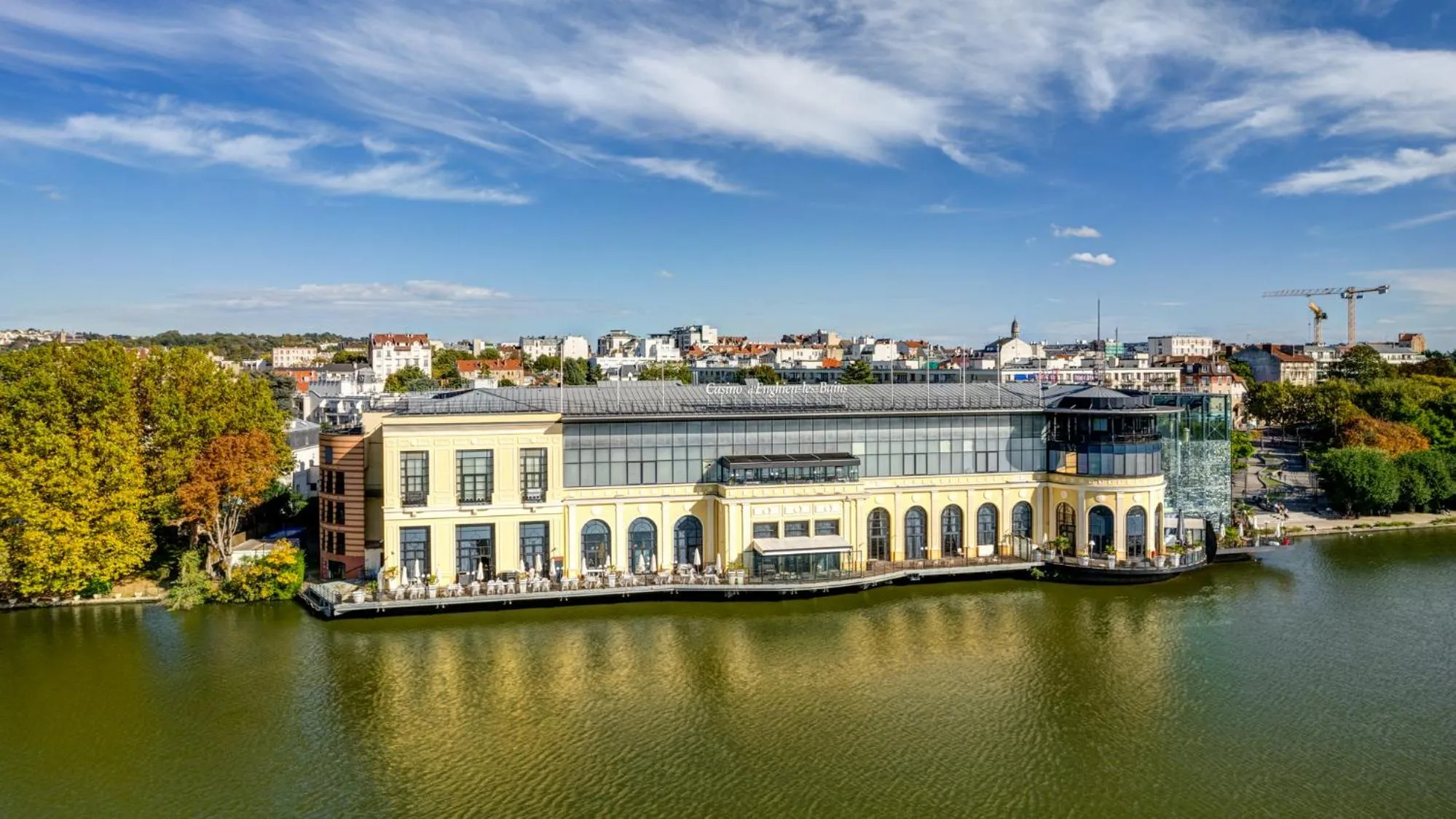 Casino in Hôtel Barrière le Grand Hôtel Enghien-les-Bains