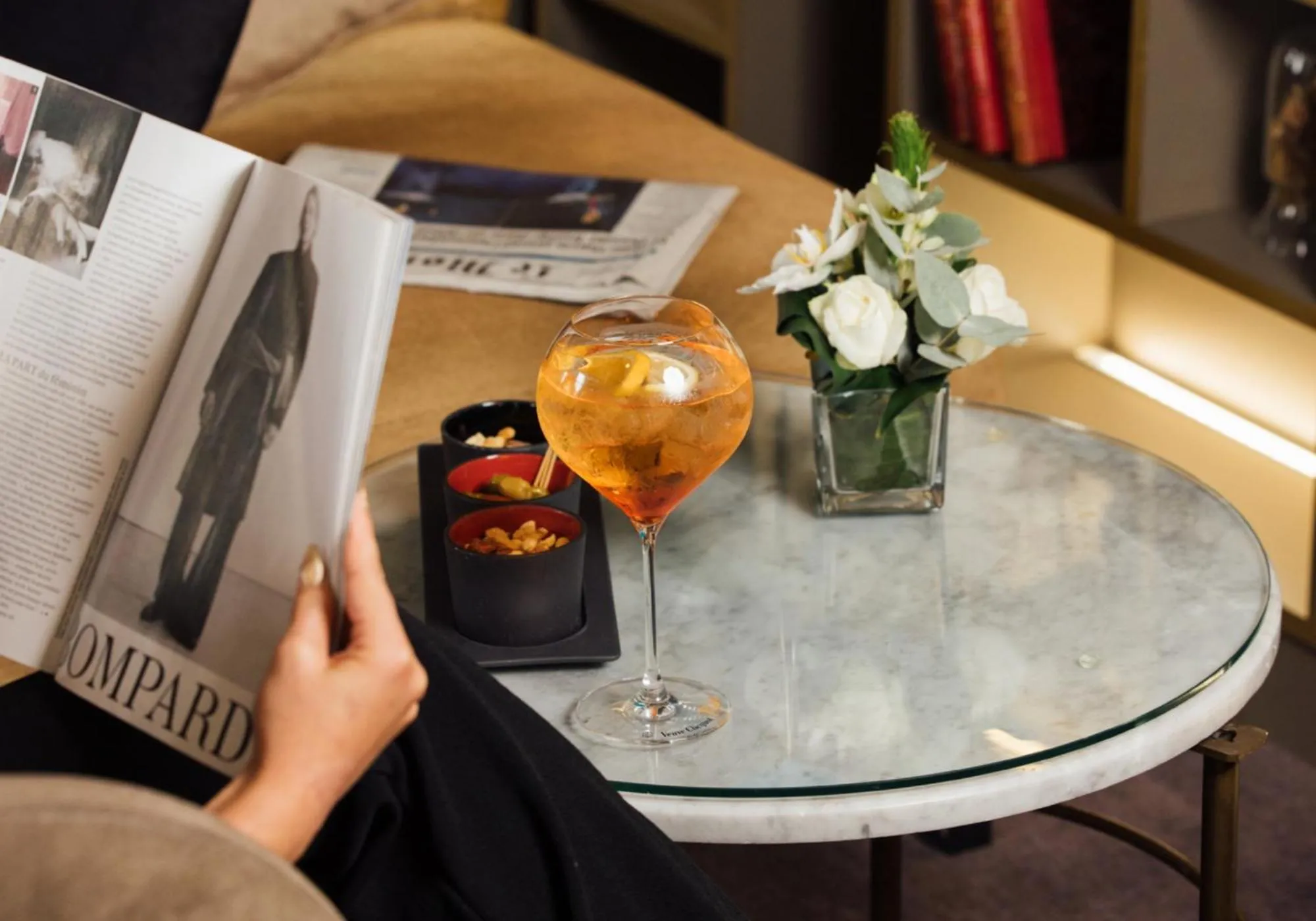 Lounge or bar in Hôtel Barrière le Grand Hôtel Enghien-les-Bains