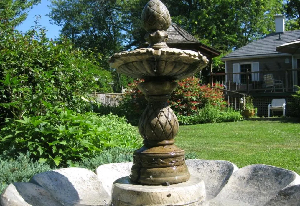 Historic Lyons House