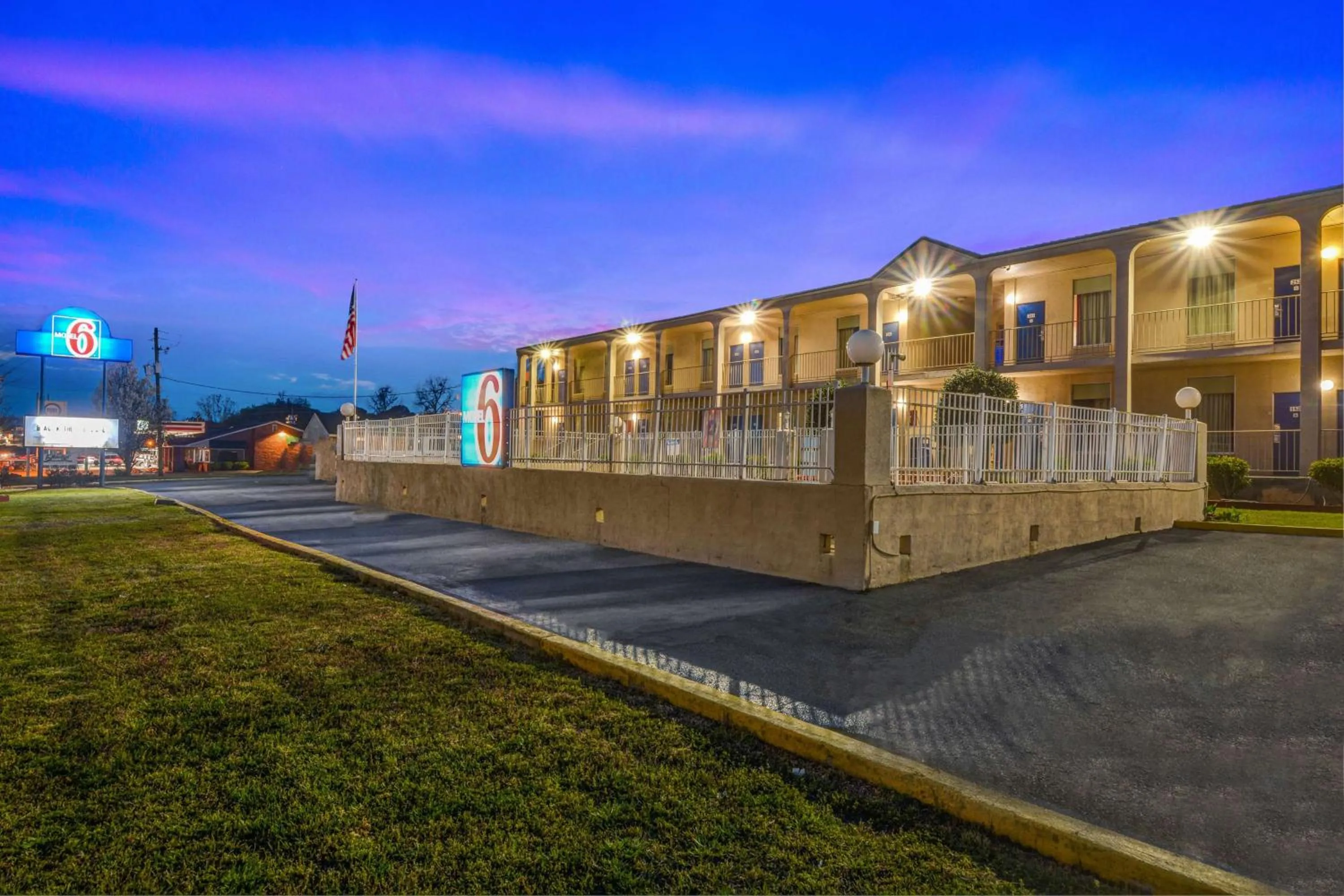 Property building in Motel 6-Americus, GA