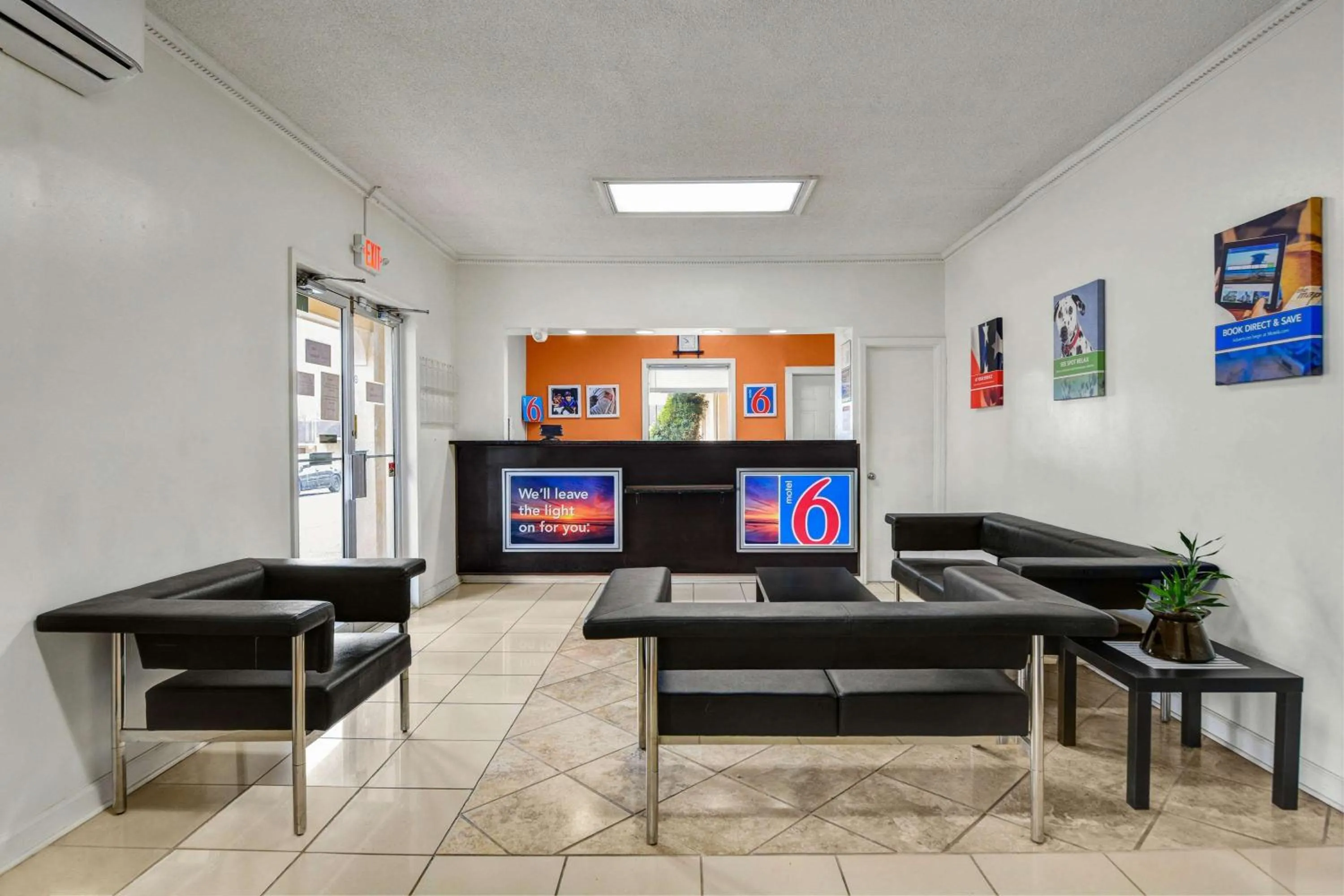 Lobby or reception in Motel 6-Americus, GA