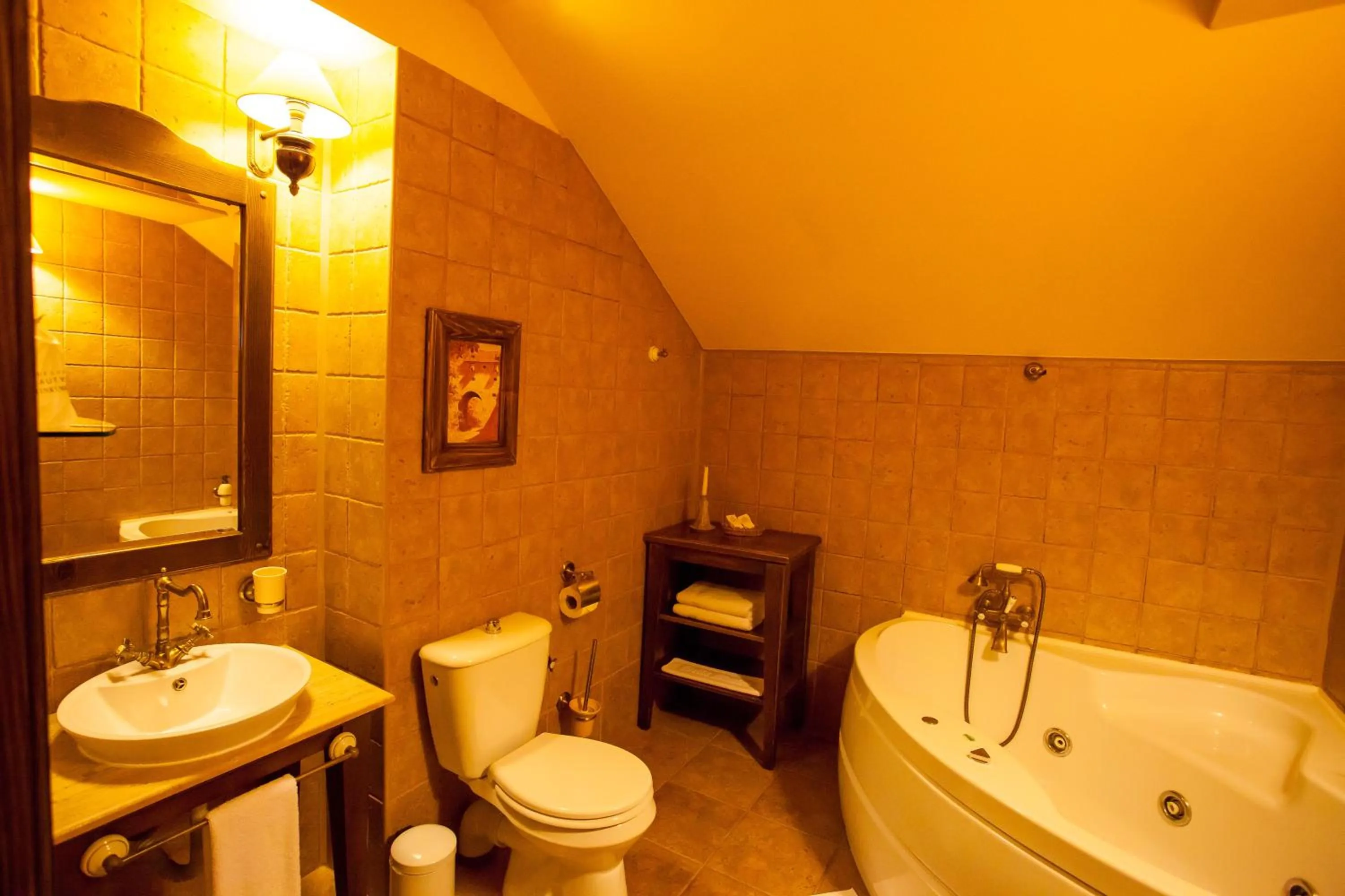 Hot Tub in Hotel Bella Muzica