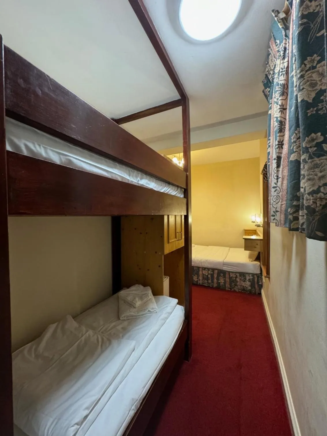 Bed in Bridge Park Hotel