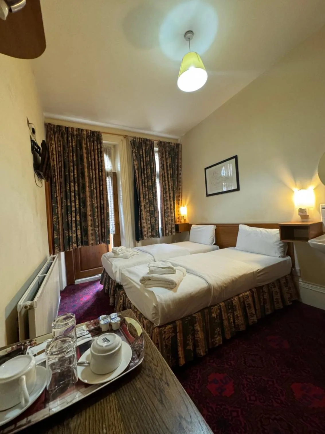 Bed in Bridge Park Hotel