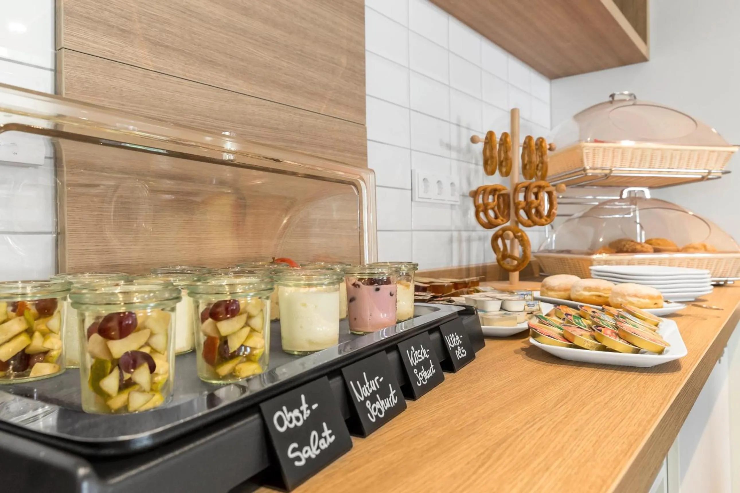 Buffet breakfast in Coffee Fellows Hotel Siegburg West