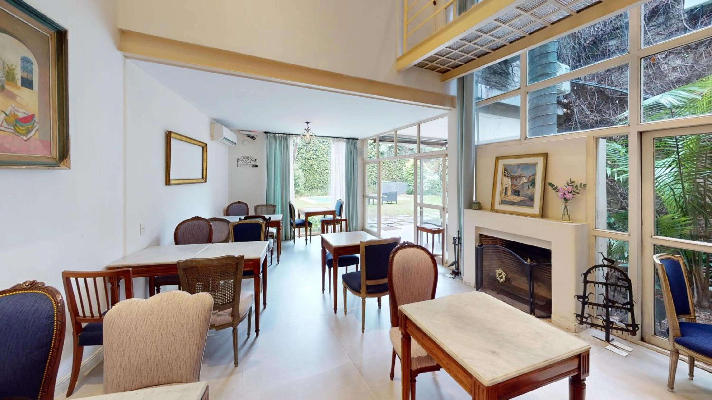 Seating area in BENS L'Hôtel Palermo