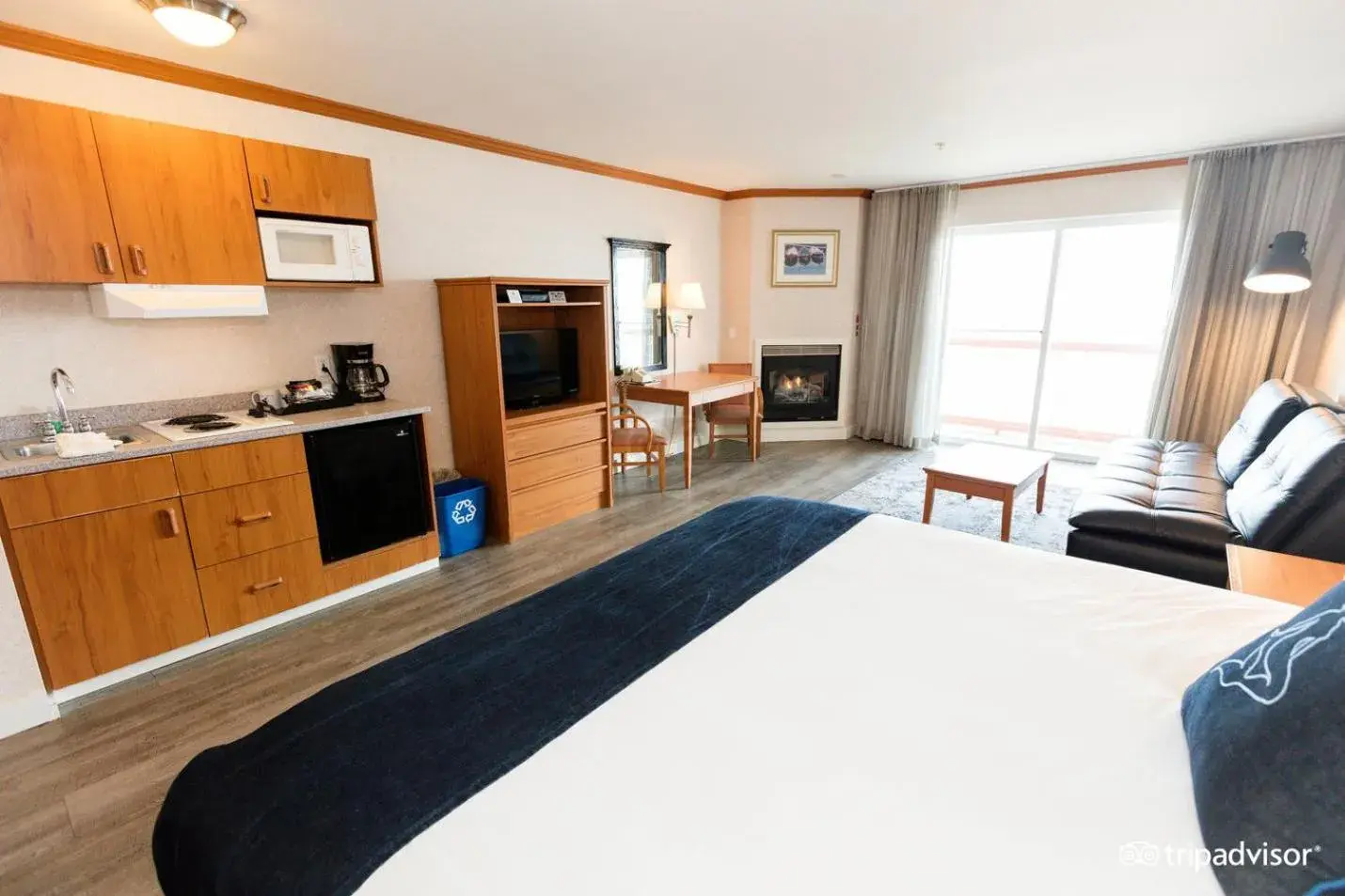 Photo of the whole room, Bed in Surftides Hotel Photo of the whole room, Bed in Surftides Hotel