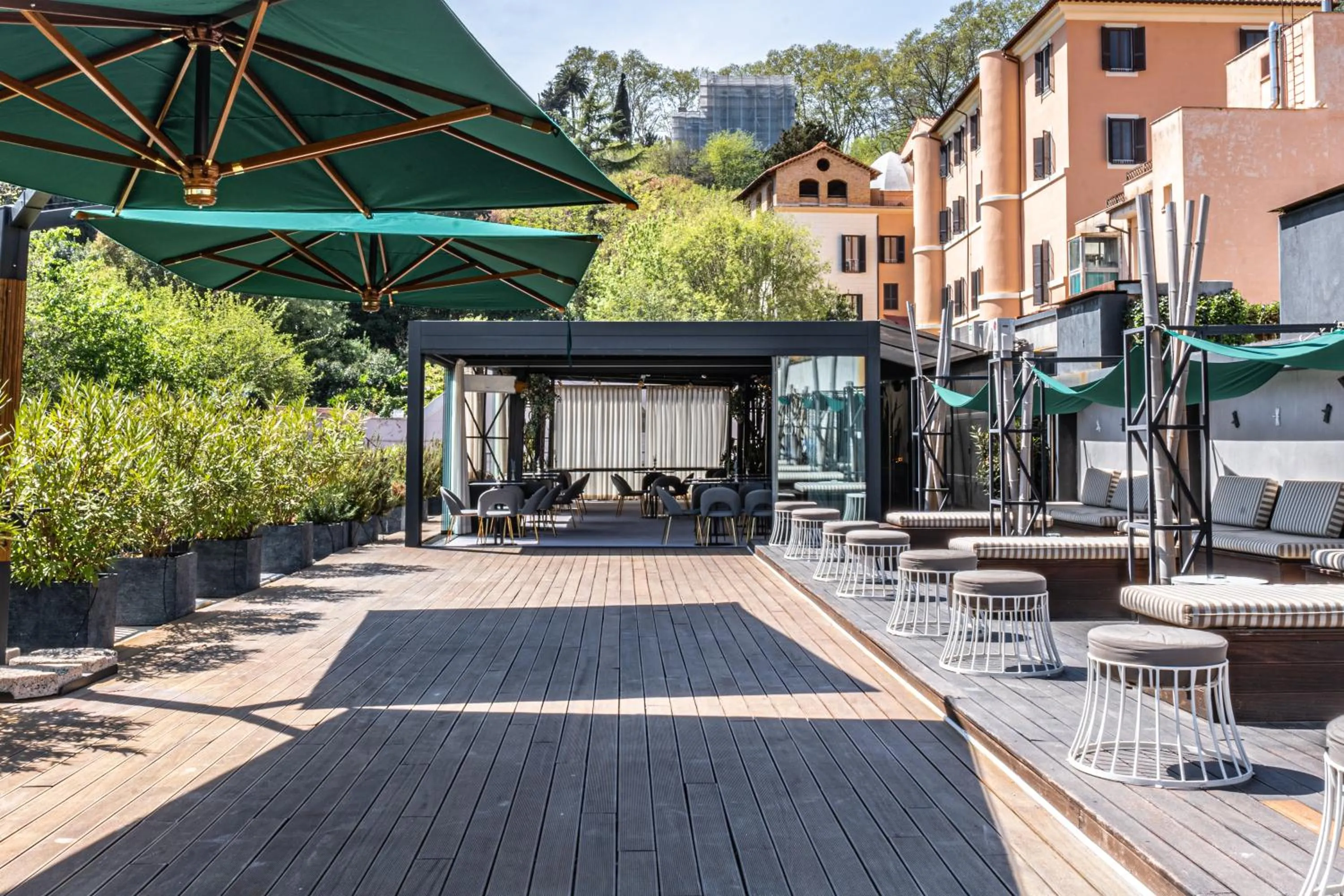 Communal lounge/ TV room in Horti 14 Borgo Trastevere Hotel