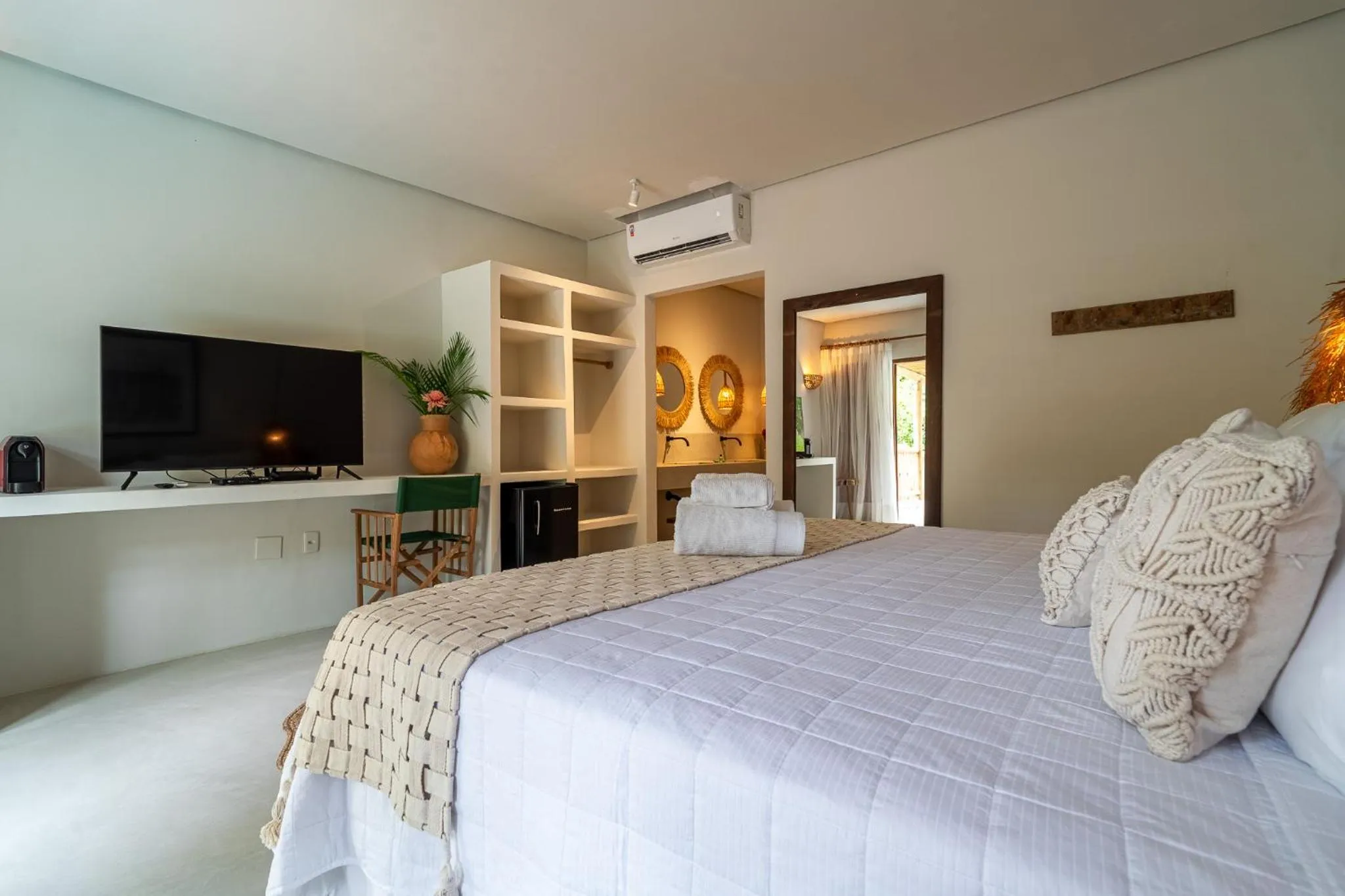 Bed in D'amo Hotel Boutique