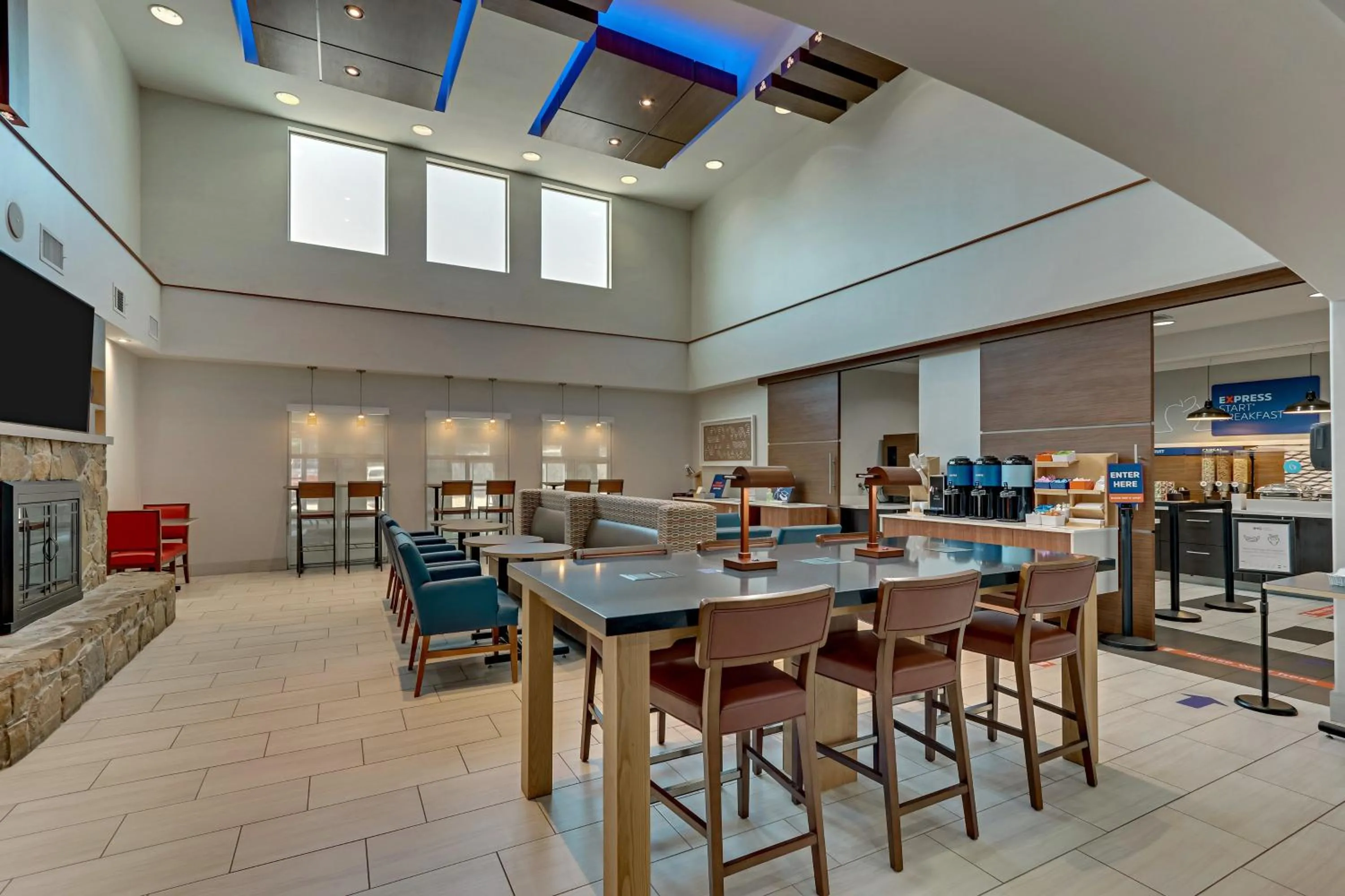 Breakfast in Holiday Inn Express Hotel and Suites Weatherford by IHG