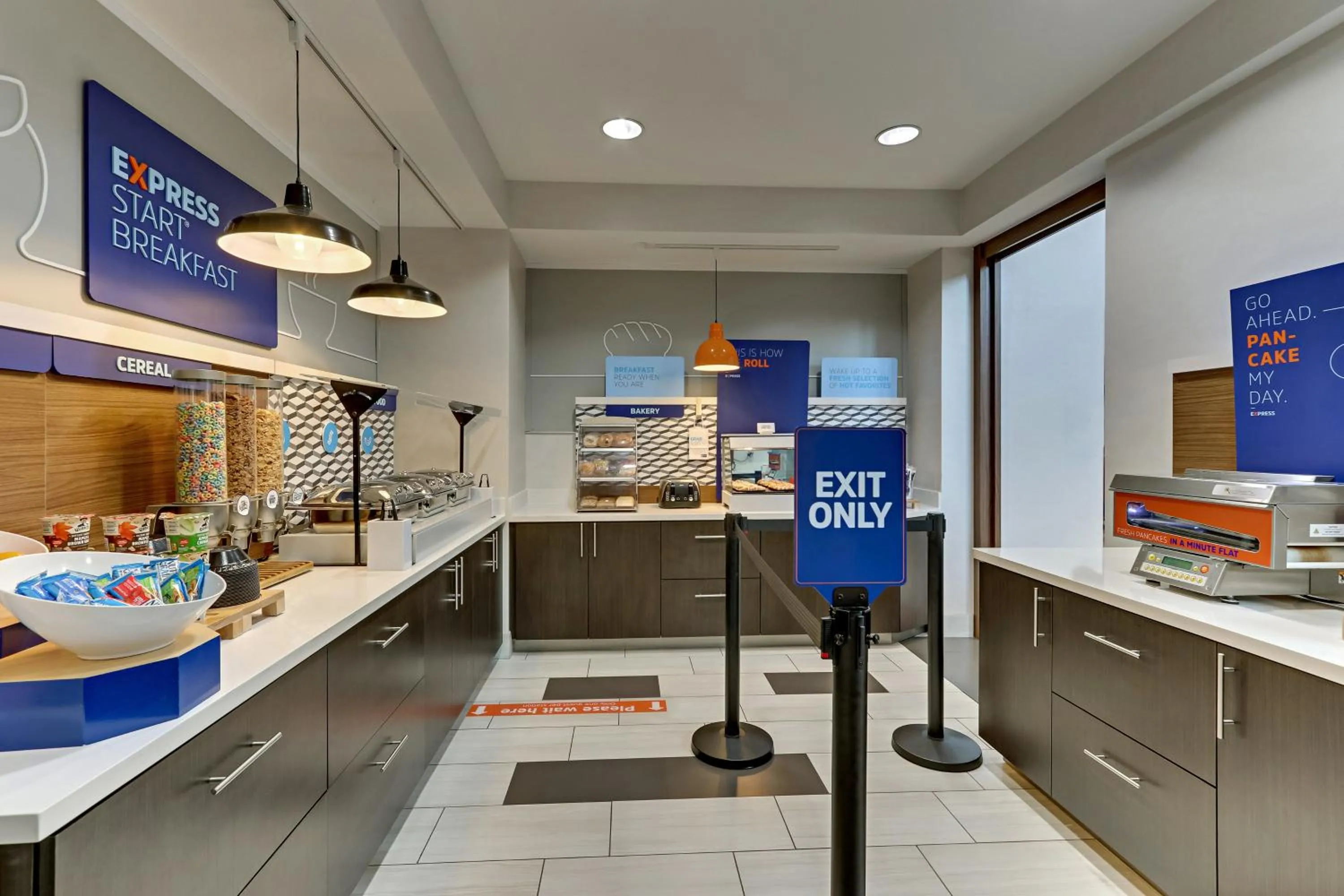 Breakfast in Holiday Inn Express Hotel and Suites Weatherford by IHG