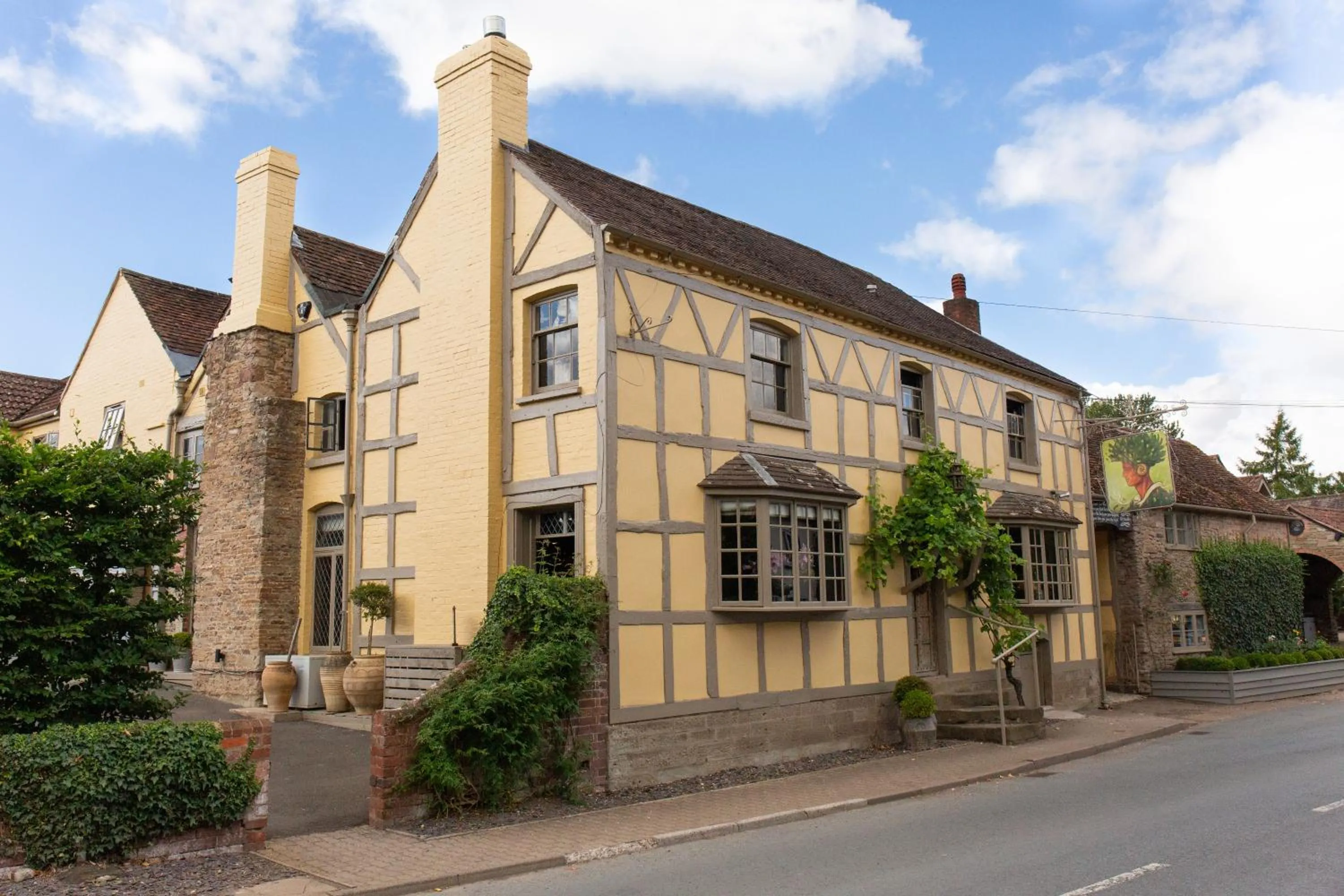 Property building in The Greenman Fownhope Hereford