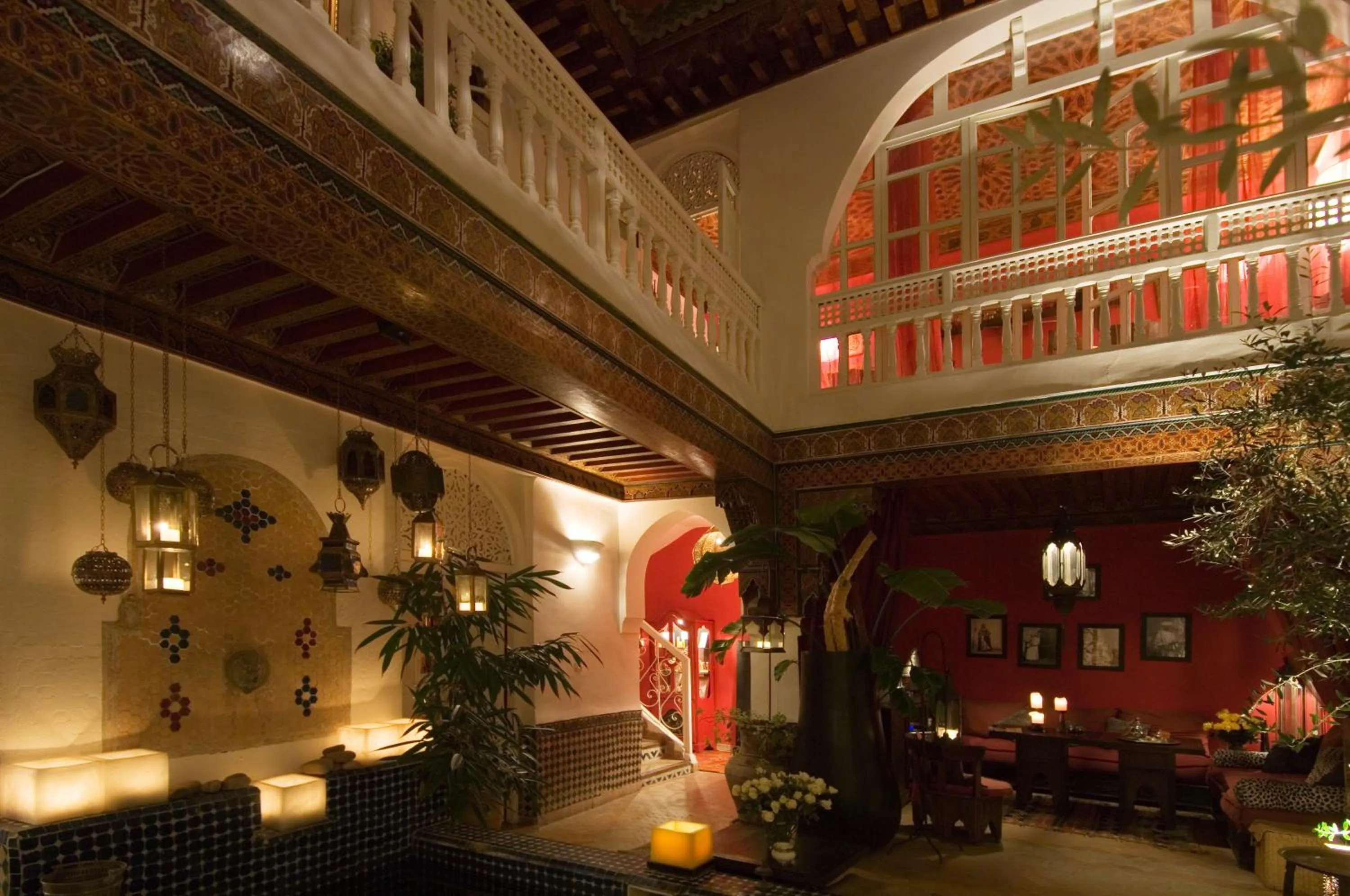 Decorative detail in La Terrasse Des Oliviers