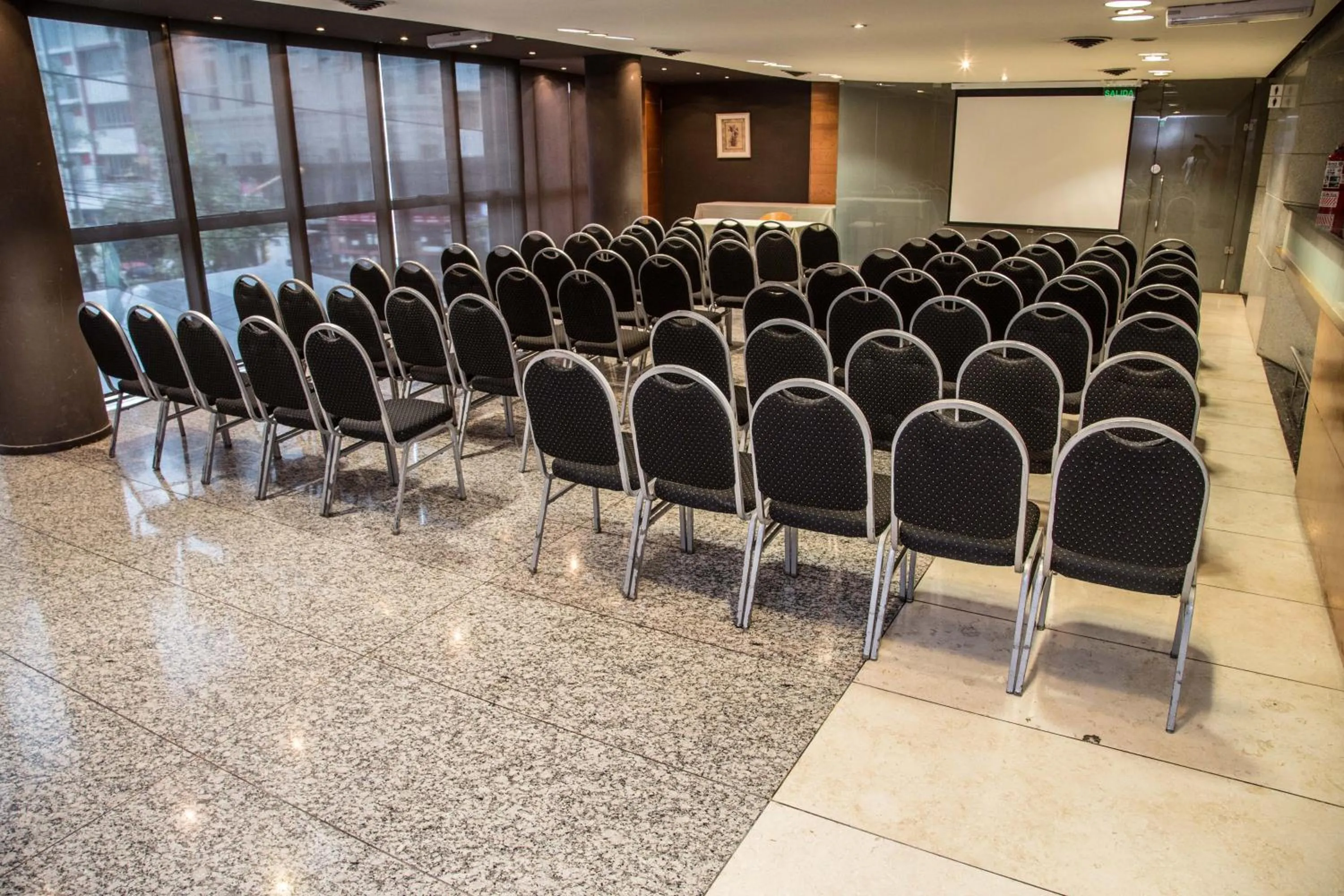 Lounge or bar in King David Flat Hotel - Argentina