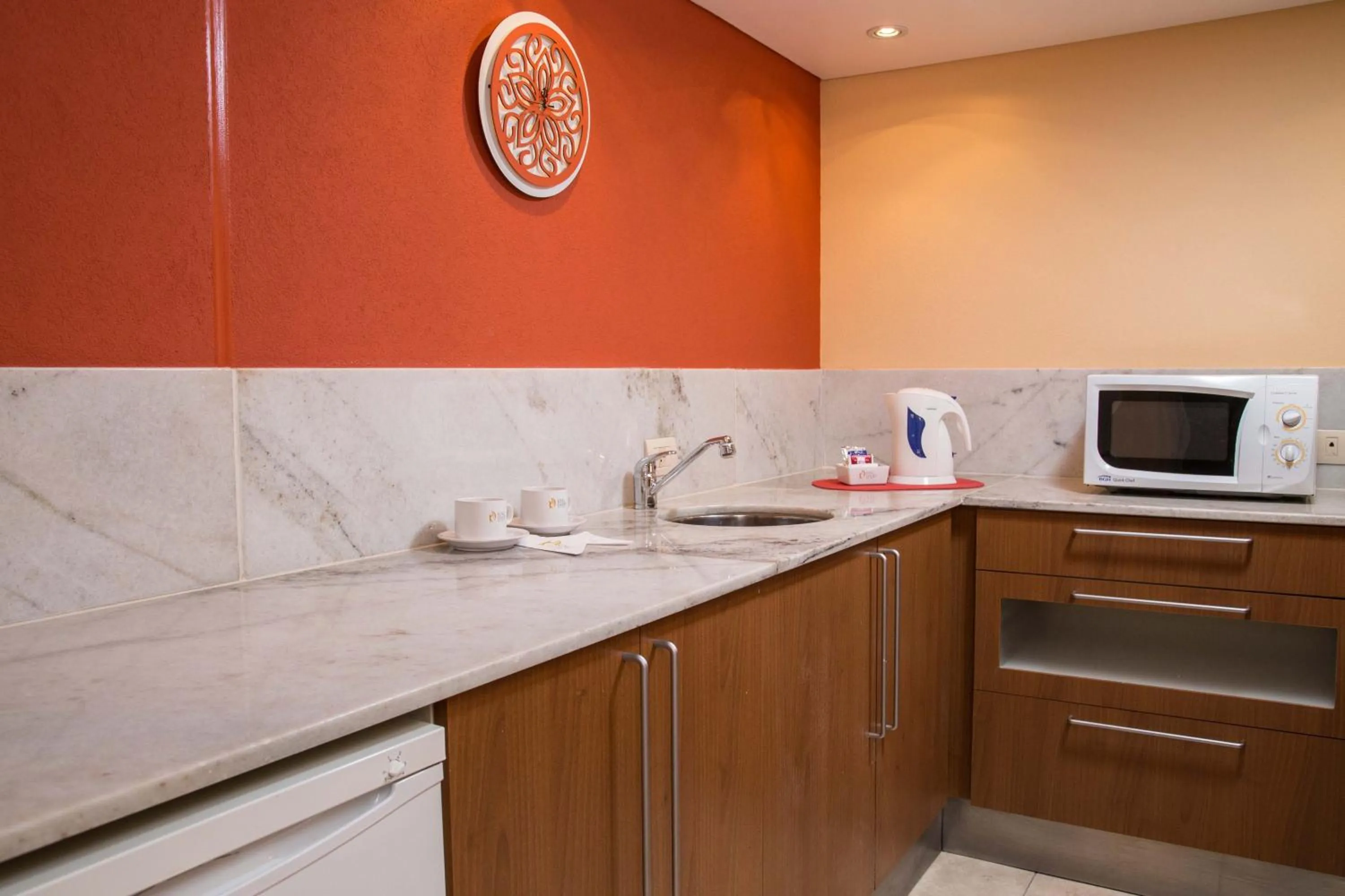 Kitchen or kitchenette in King David Flat Hotel - Argentina