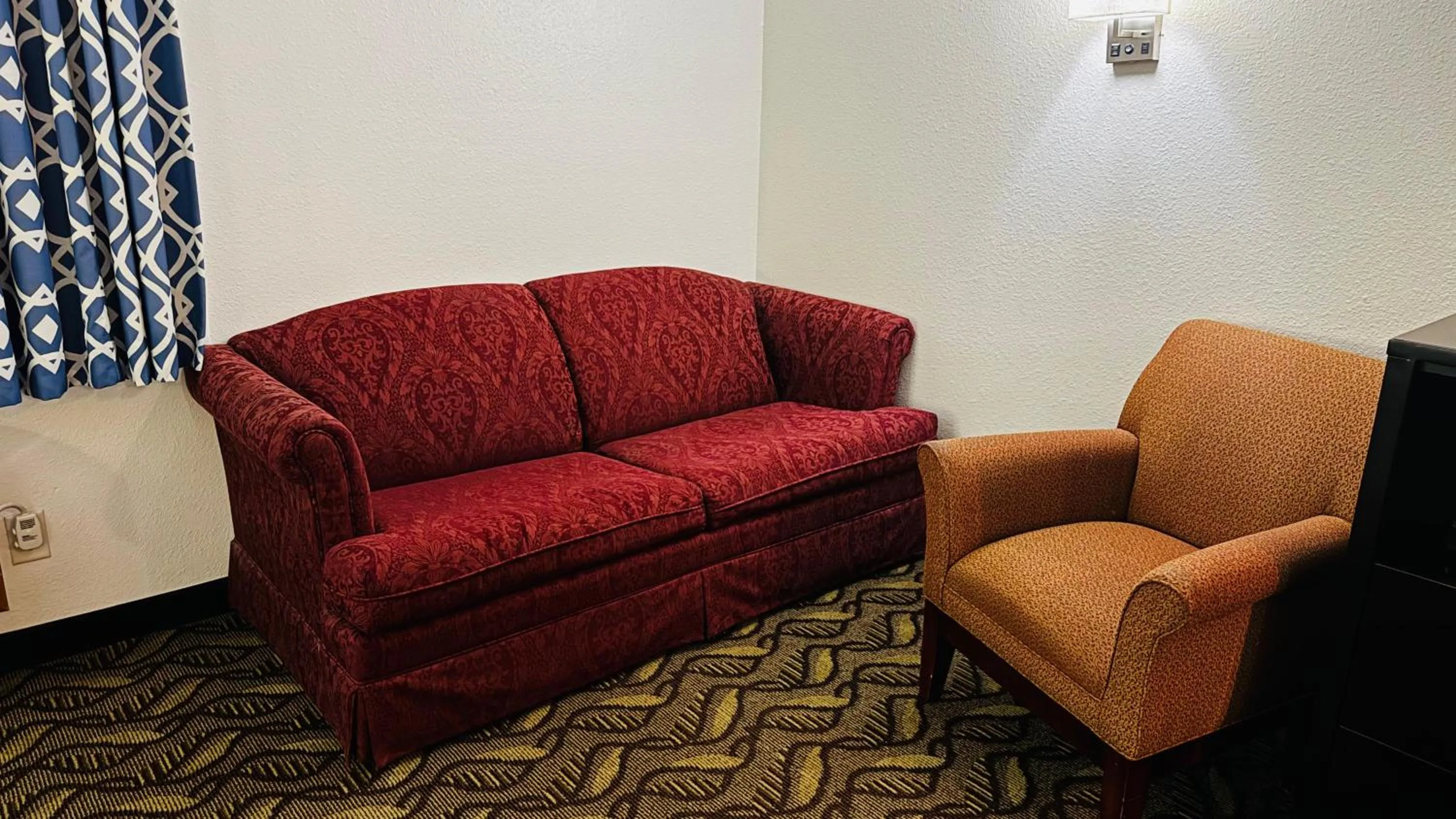 Seating area in Days Inn by Wyndham North Platte