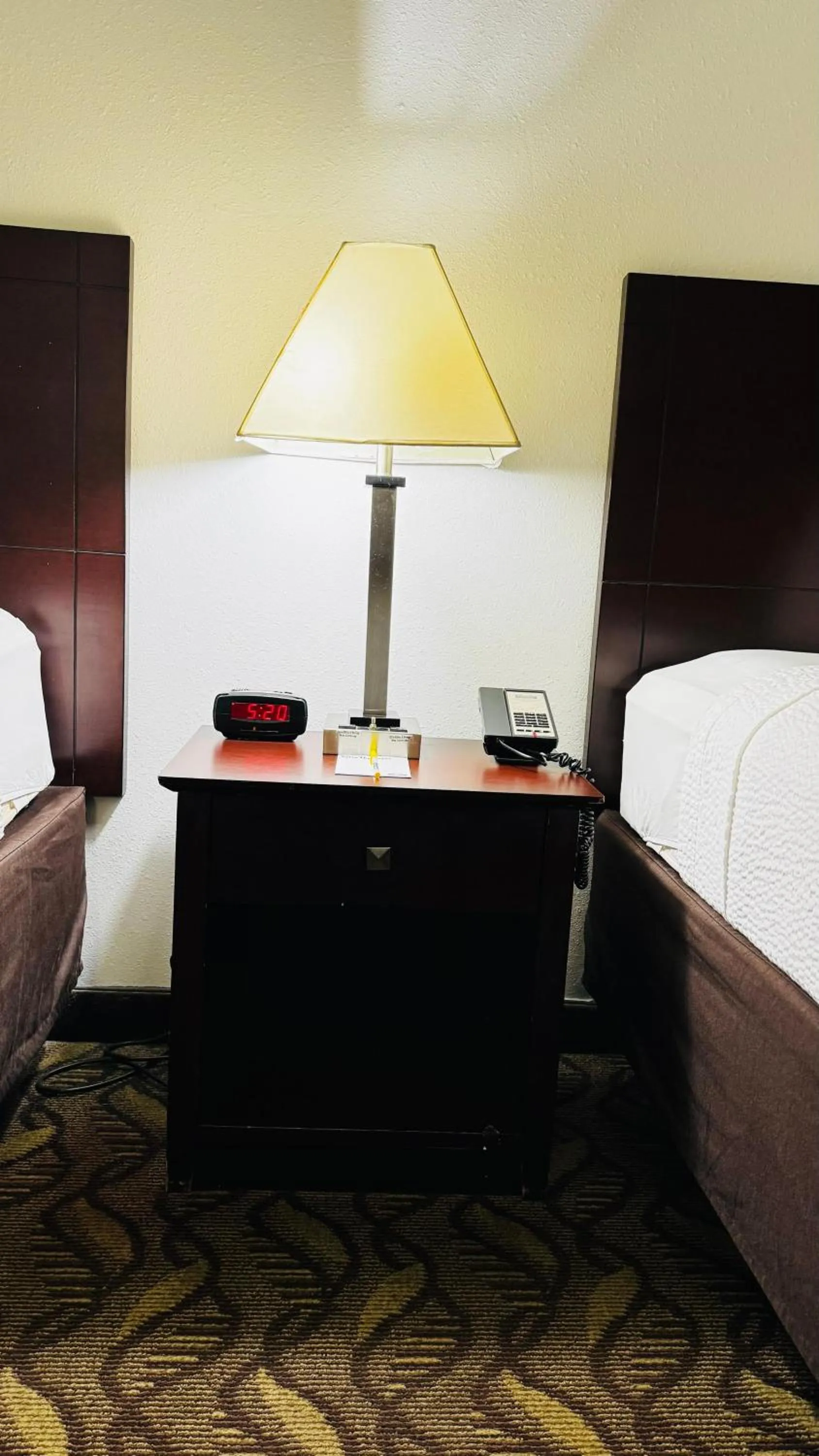 Bed in Days Inn by Wyndham North Platte