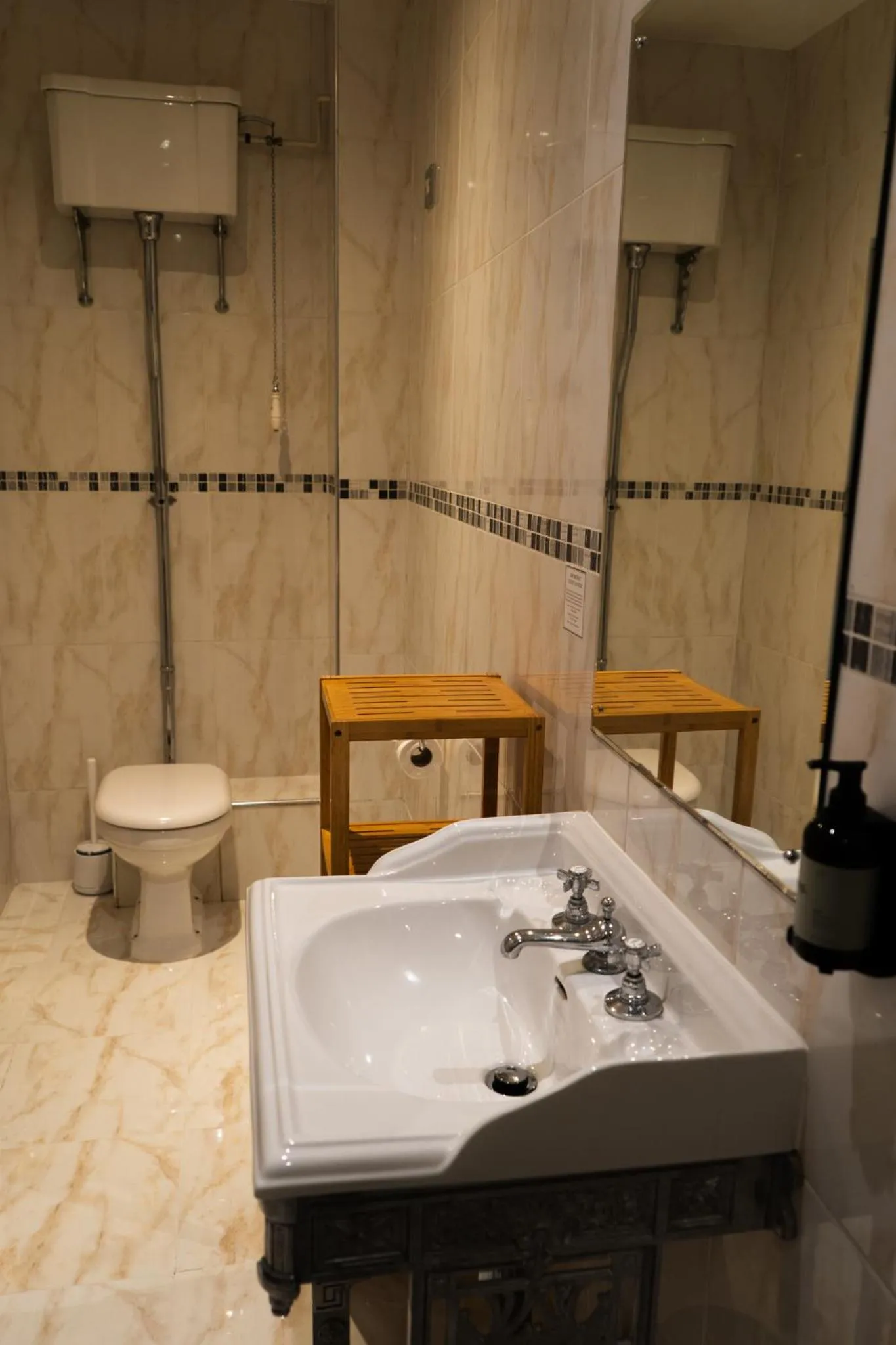 Toilet in St Giles House