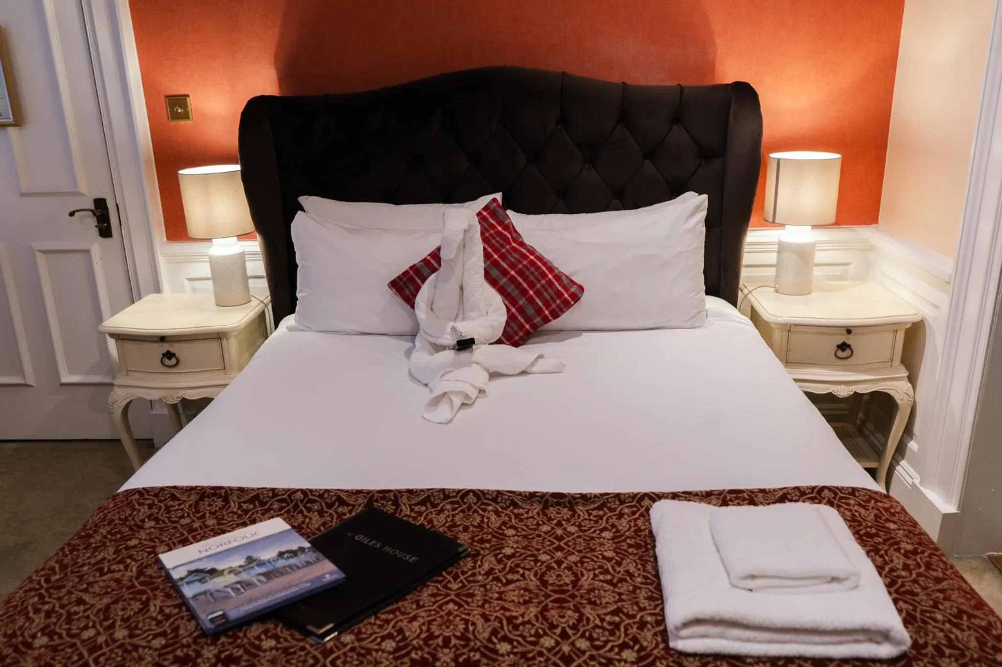 Bed in St Giles House