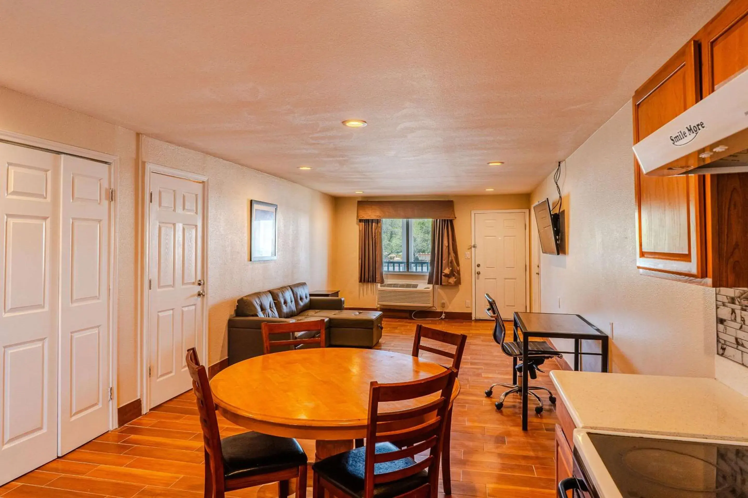 Bedroom in Quality Inn Rockport on Aransas Bay Bedroom in Quality Inn Rockport on Aransas Bay