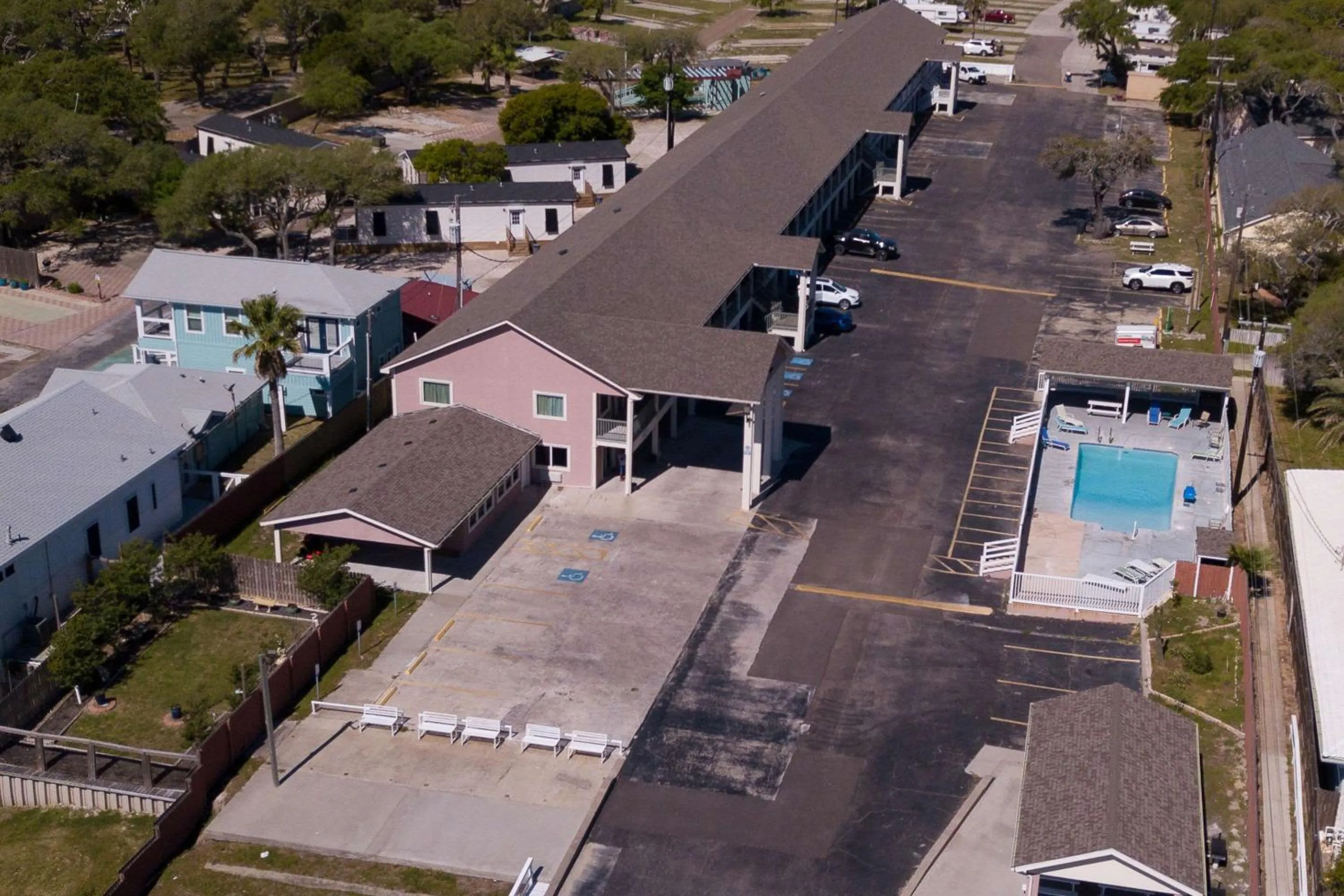 Property building in Quality Inn Rockport on Aransas Bay
