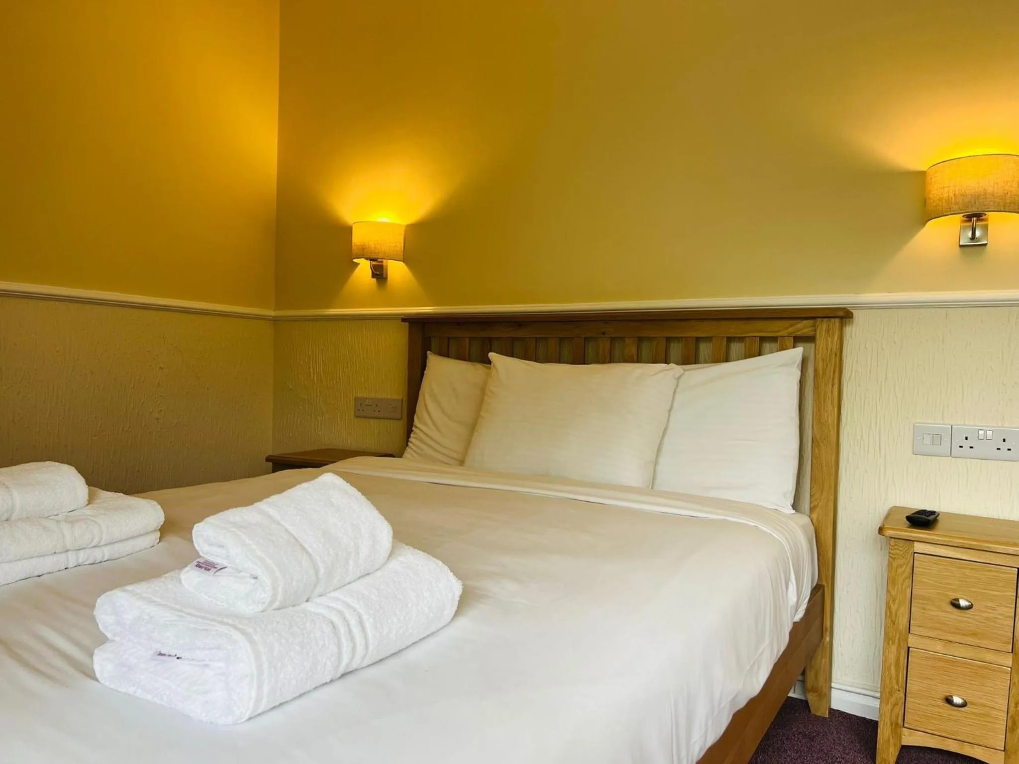 Bedroom, Bed in Rothwell House Hotel