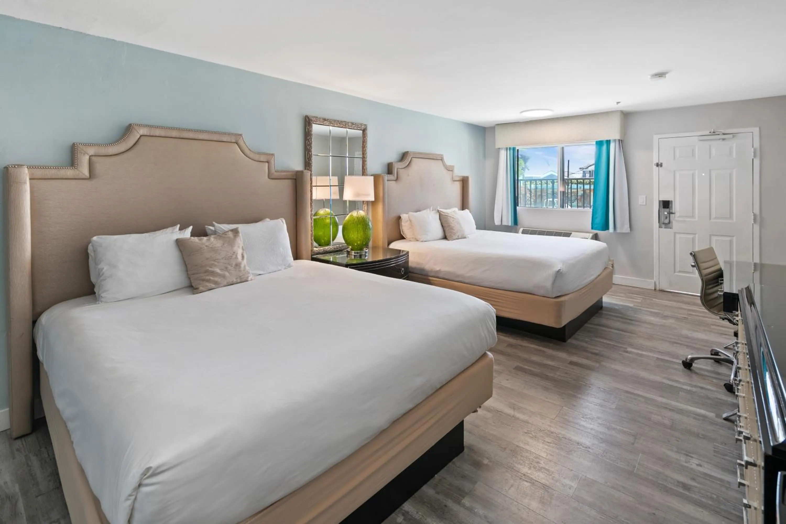 Photo of the whole room, Bed in Costa Art Hotel