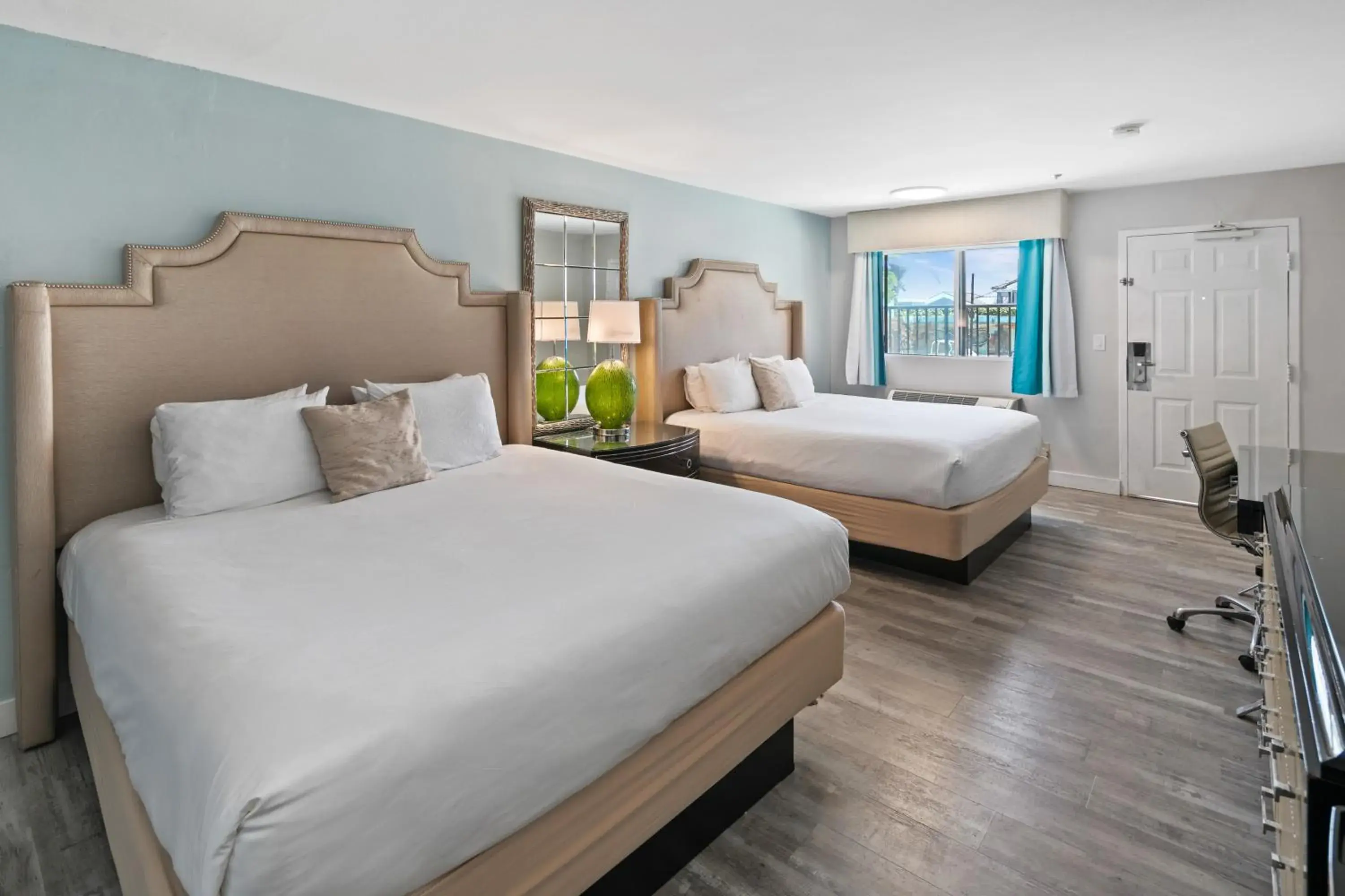 King Room with Two King Beds in Art Hotel Laguna Beach King Room with Two King Beds in Art Hotel Laguna Beach