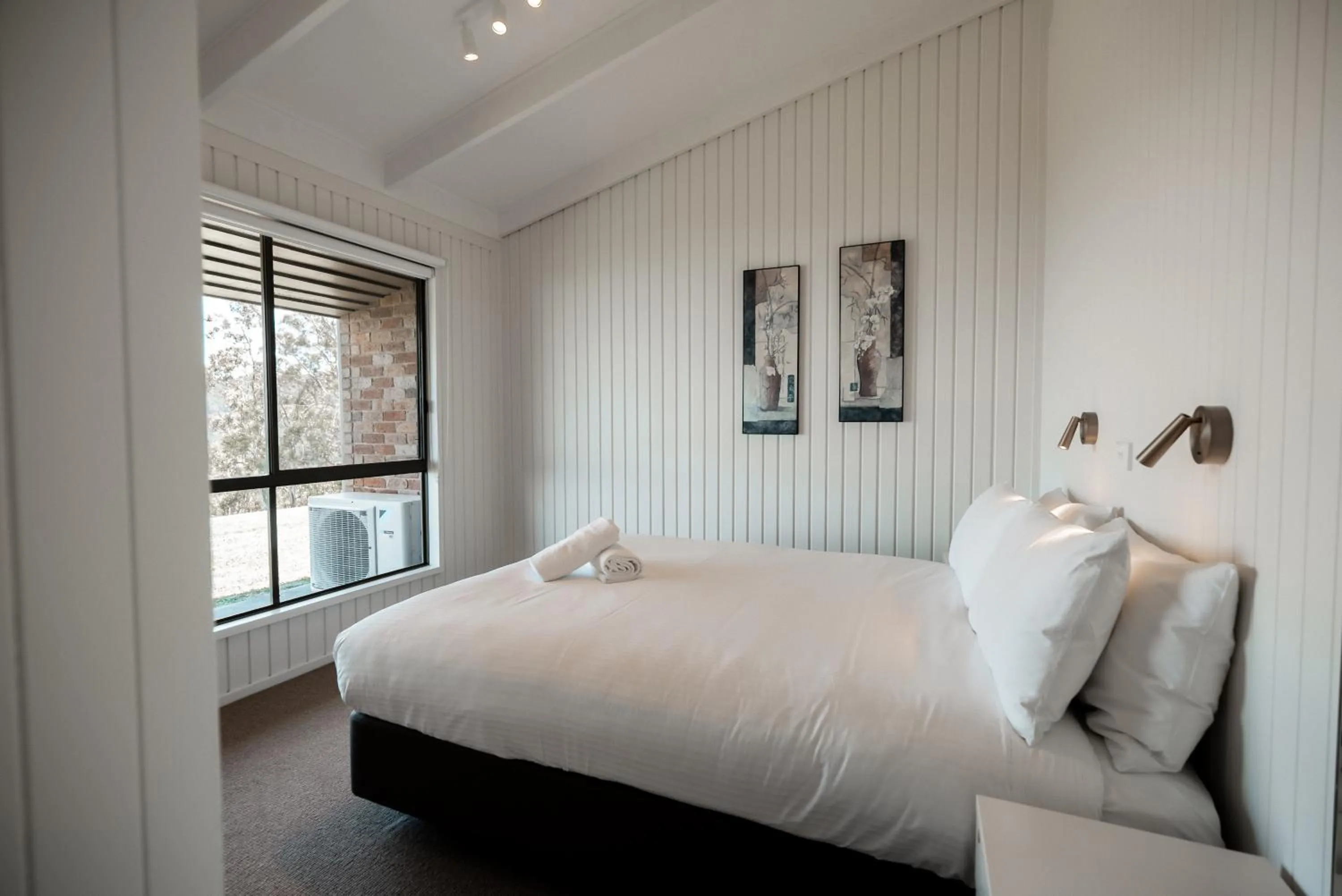 Bed in Beacon Point Ocean View Villas